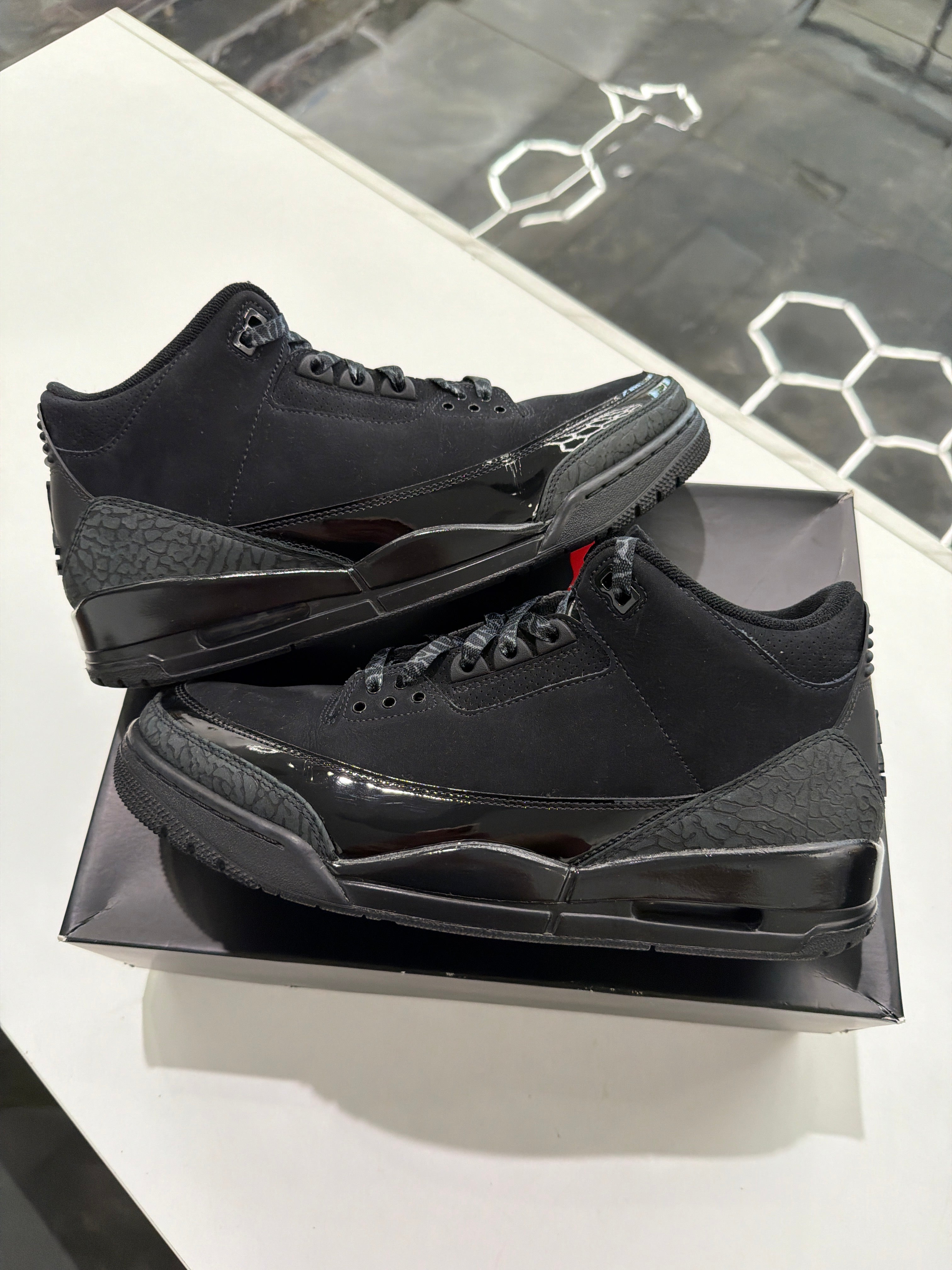 Jordan 3 black cat (2025)