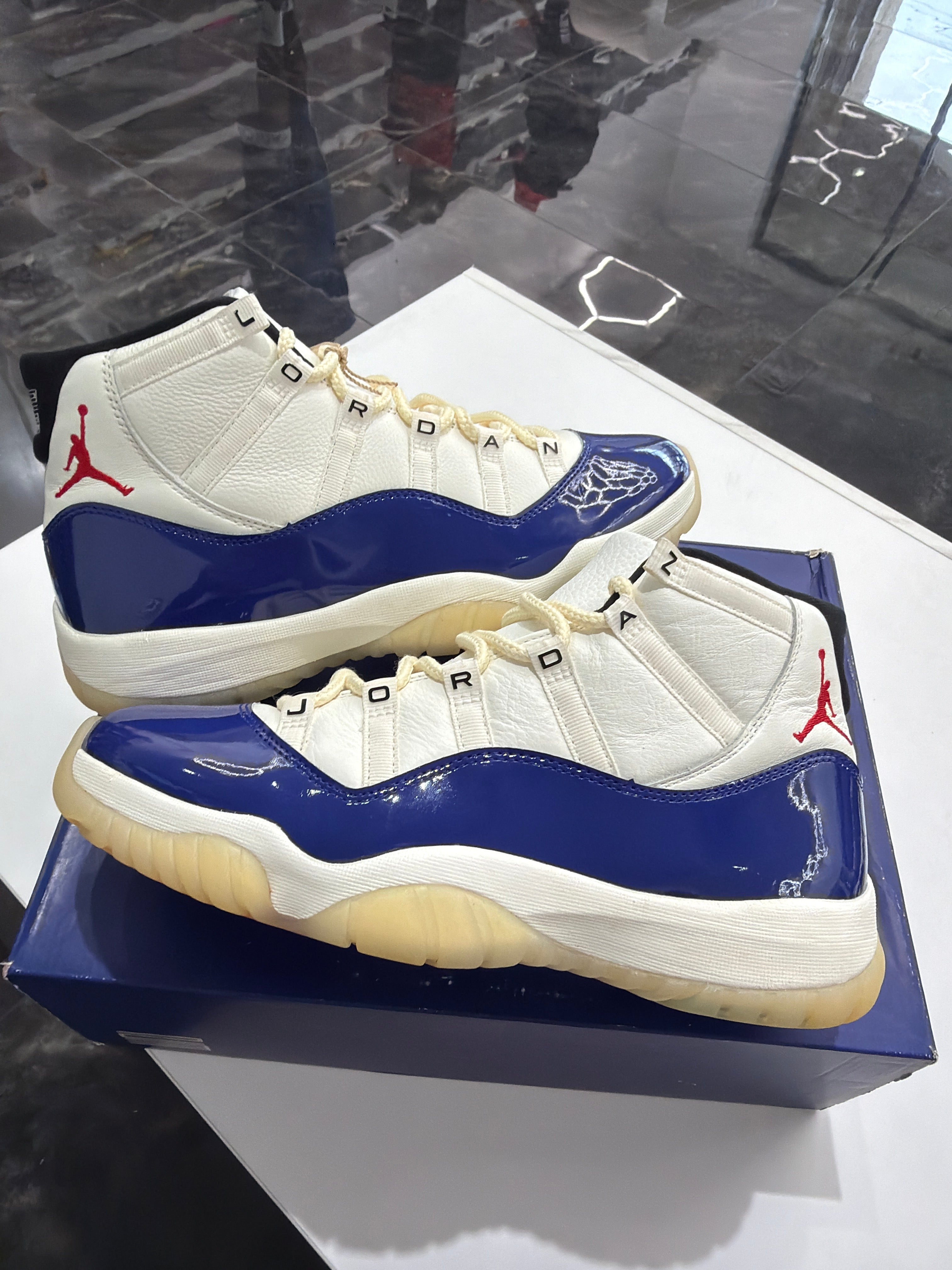 Jordan 11 Retro "Rare Air"