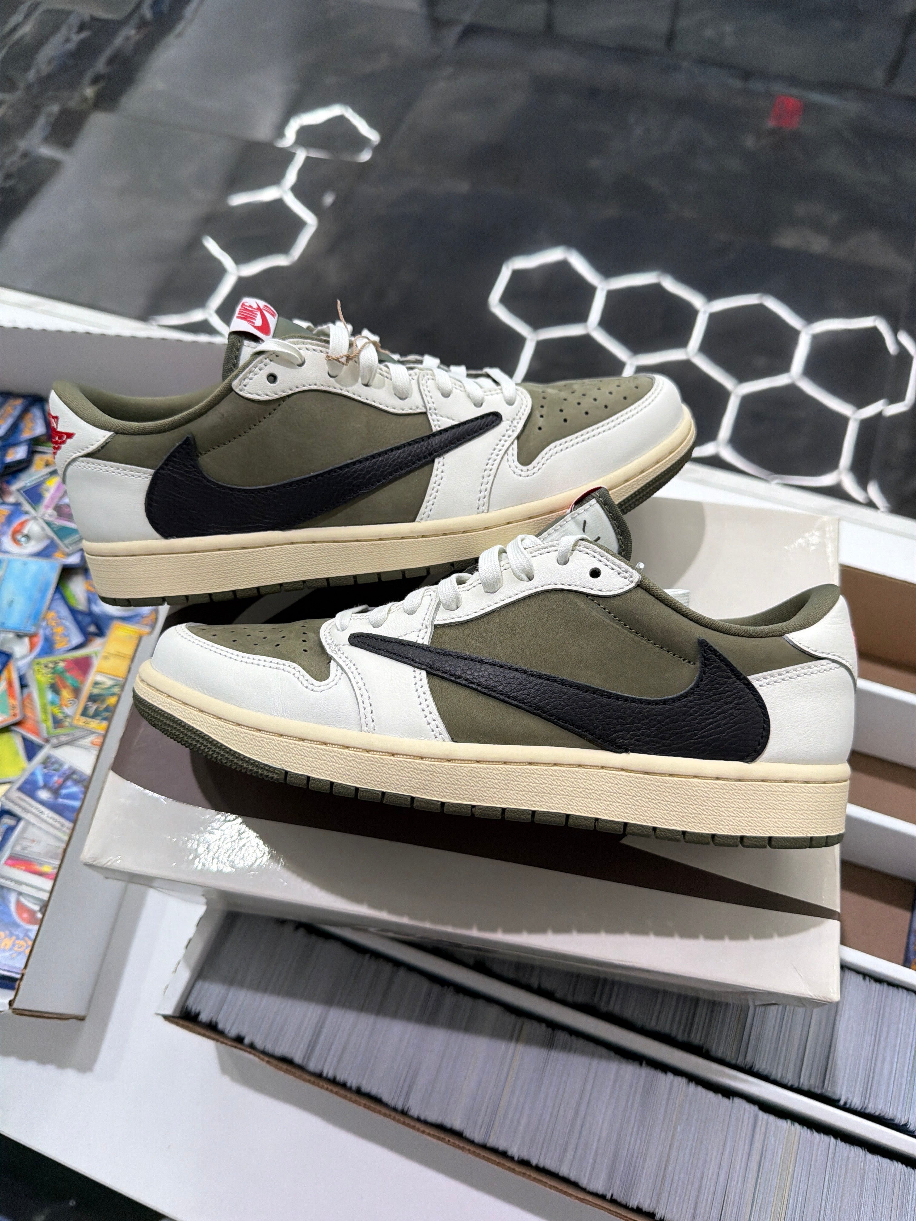 Jordan 1 Retro Low OG Travis Scott Medium Olive