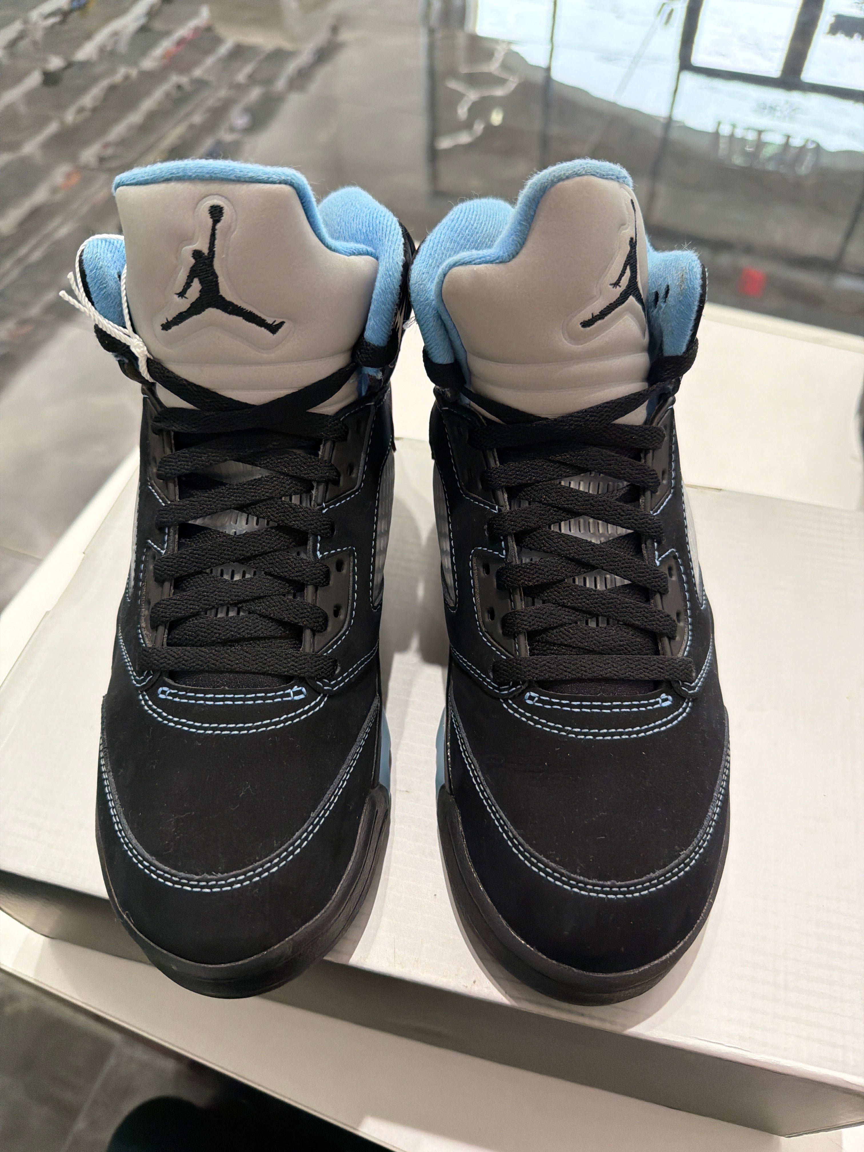 Jordan 5 retro black unc blue