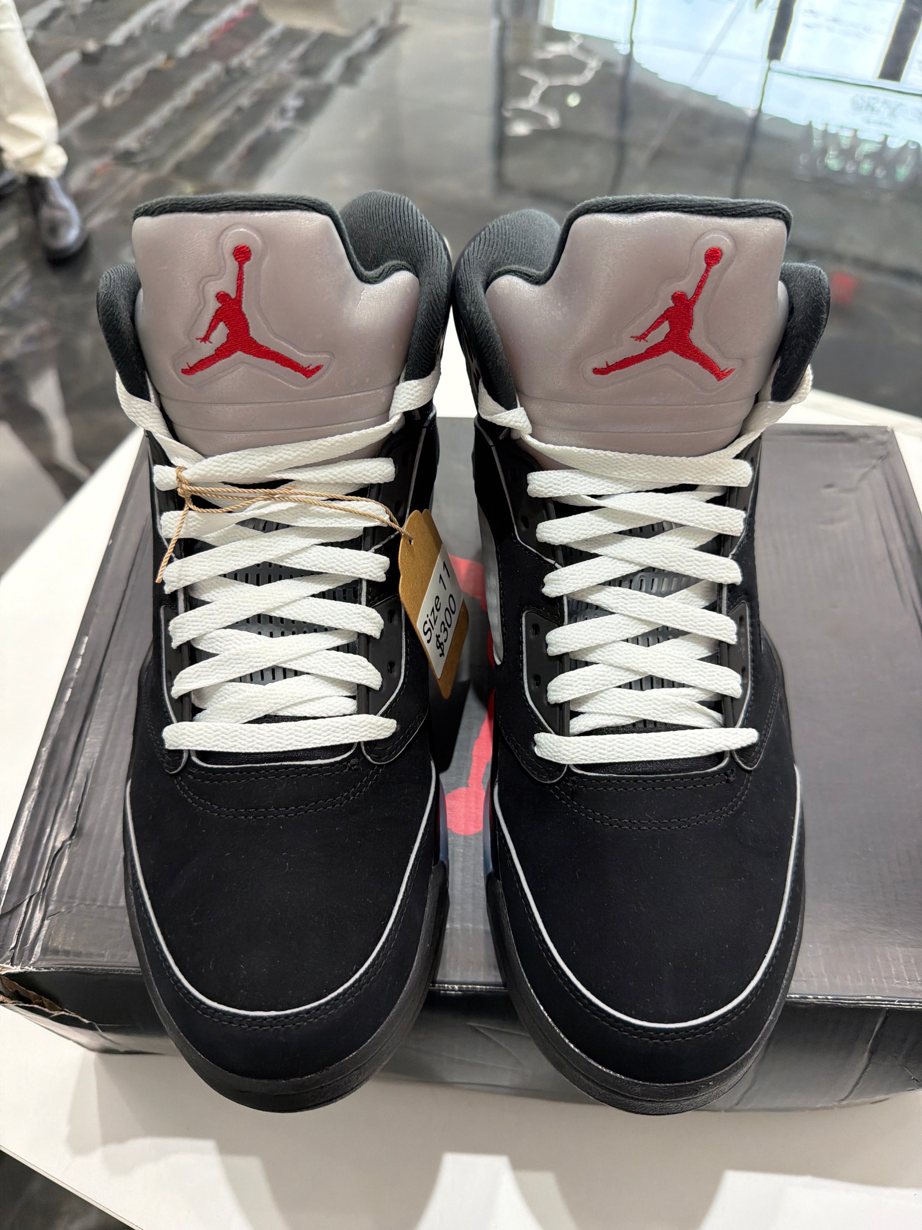 Jordan 5 Retro OG "Black Metallic Reimagined"