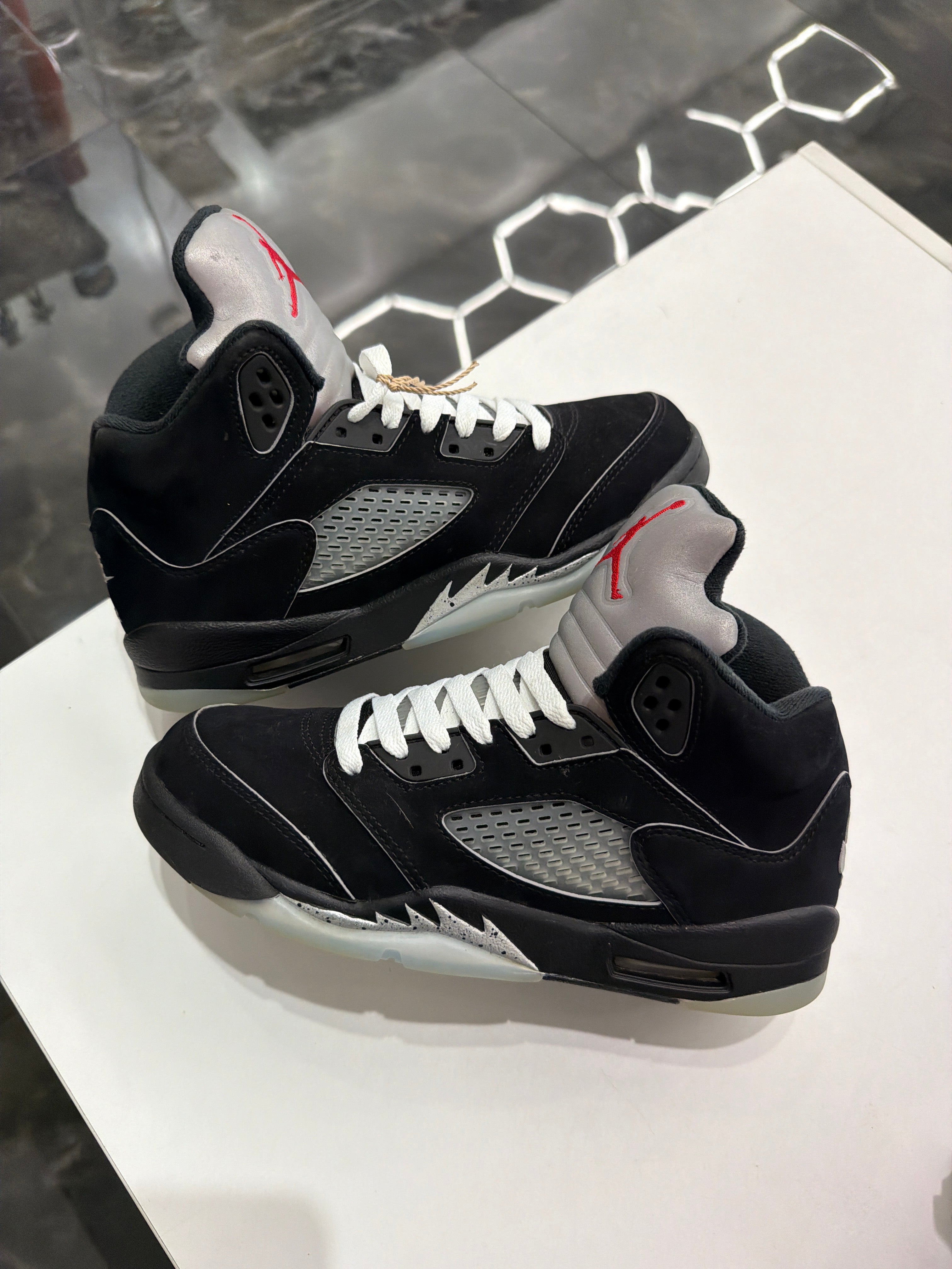 Jordan 5 Retro OG "Black Metallic Reimagined"