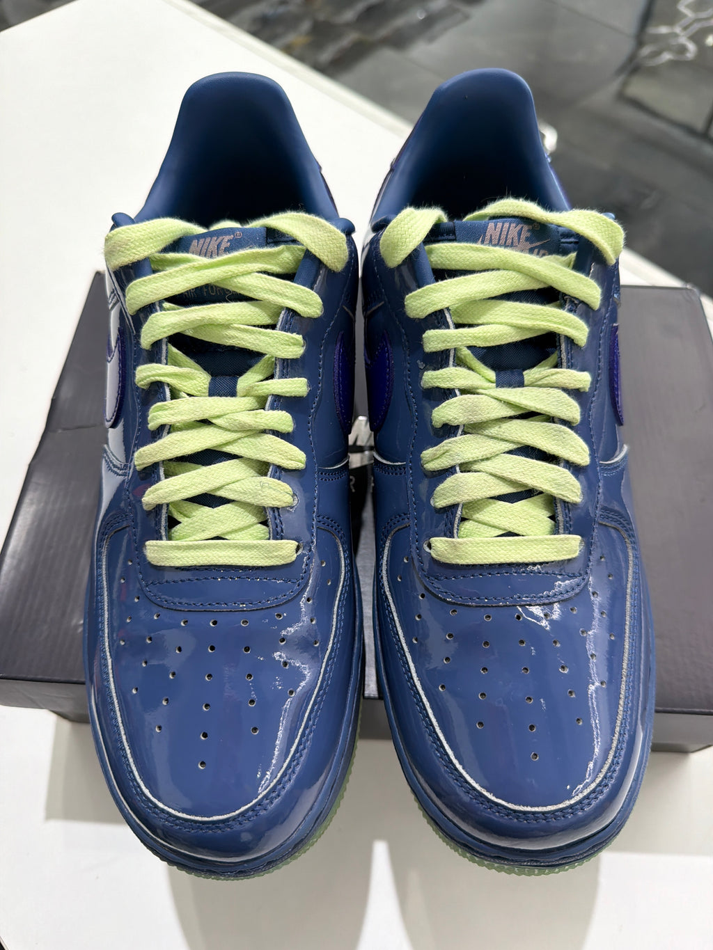 Nike Air Force 1 patent leather mystic navy grape