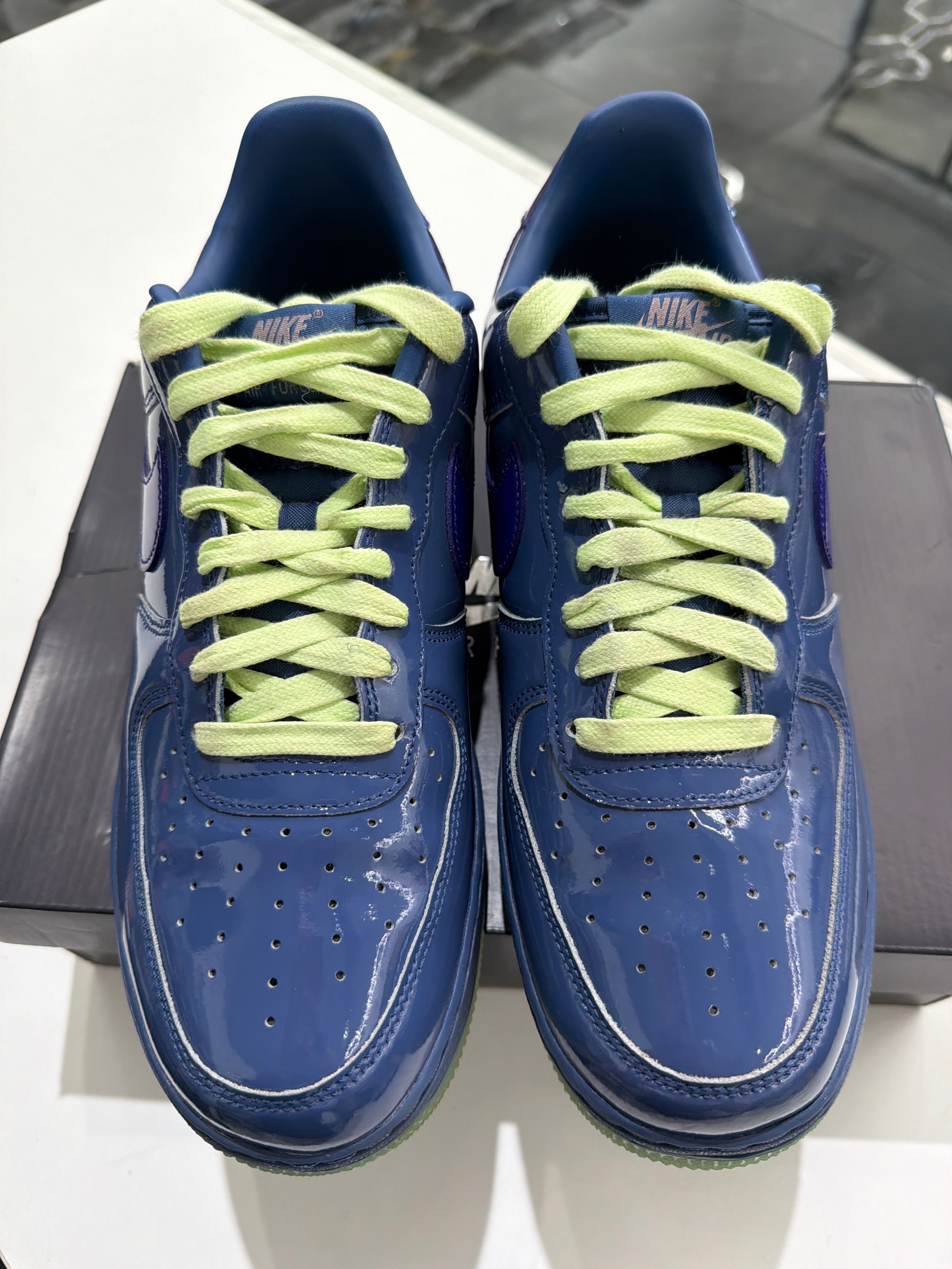 Nike Air Force 1 patent leather mystic navy grape