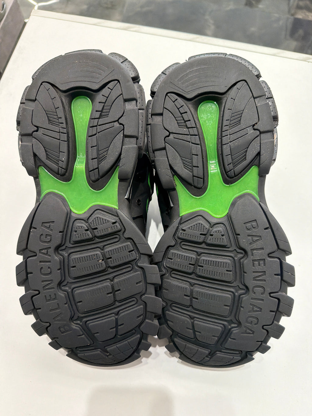 Balenciaga Track vibrant neon (NO BOX)