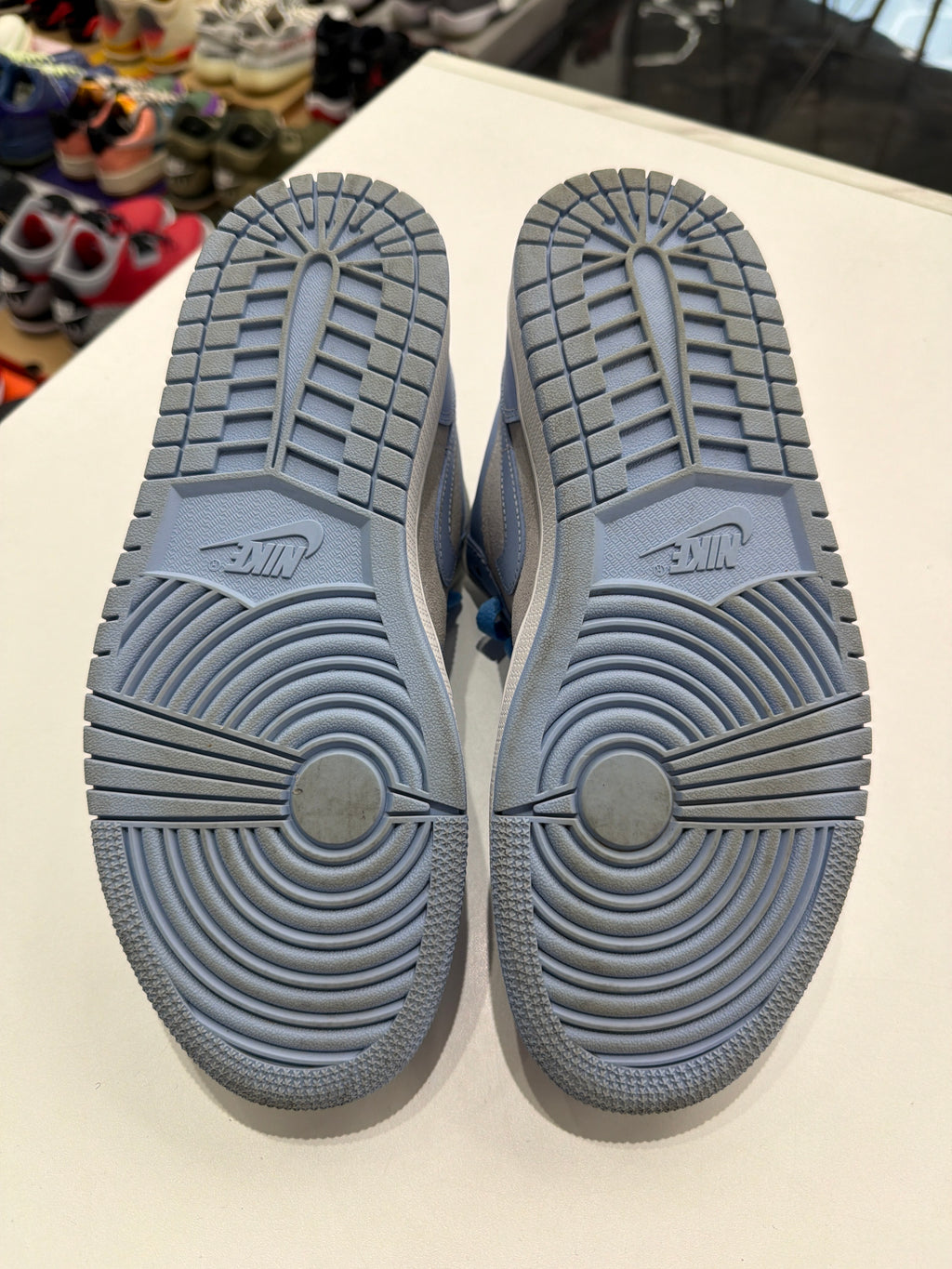 Jordan 1 Low 'Aluminum' (NO BOX)
