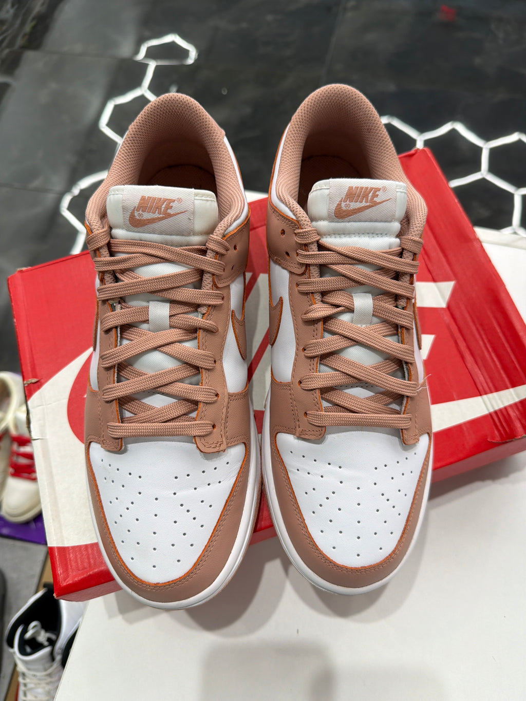Nike dunk low rose whisper (women’s)