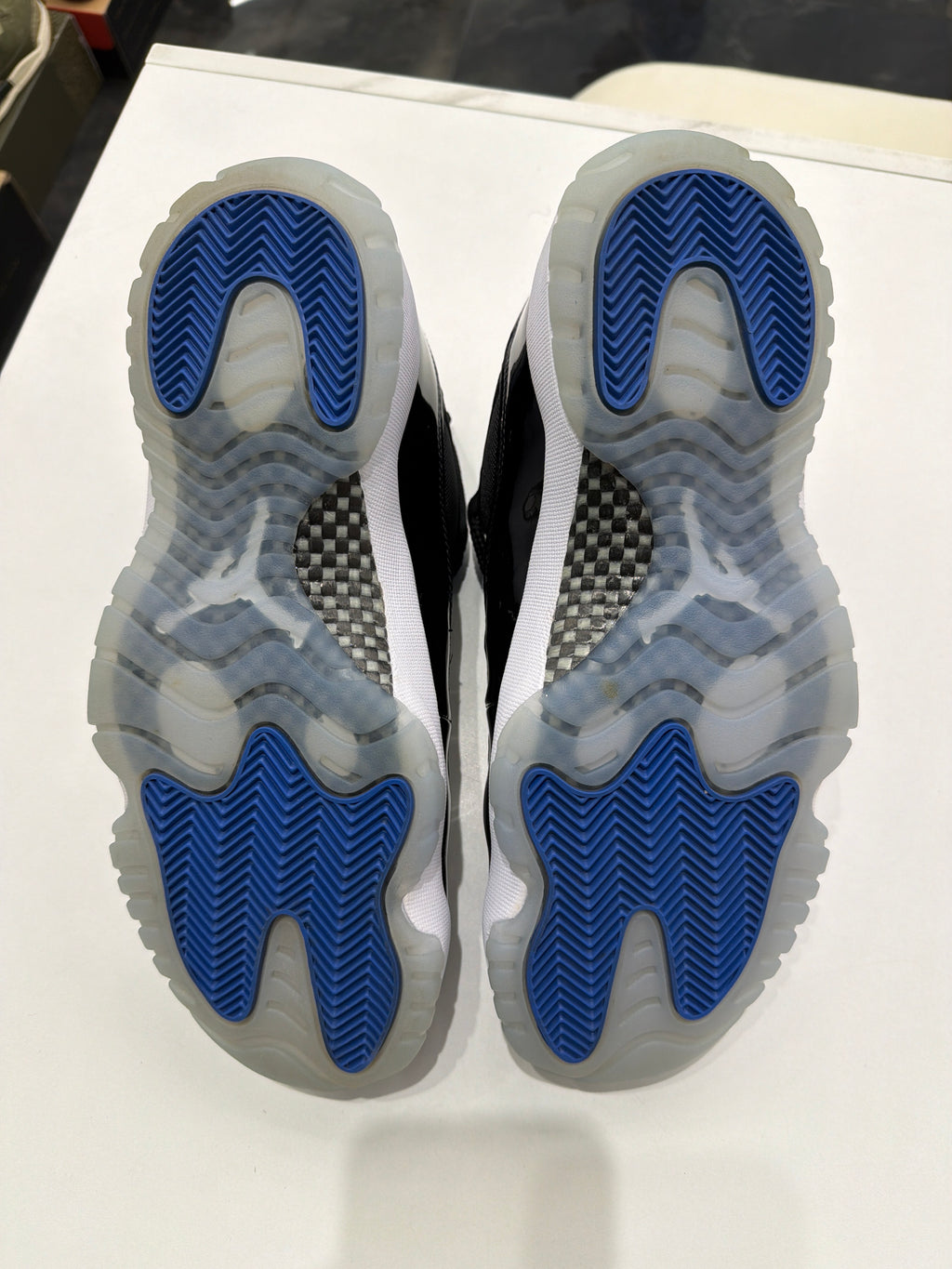Jordan 11 Retro Low "Space Jam" (NO BOX)