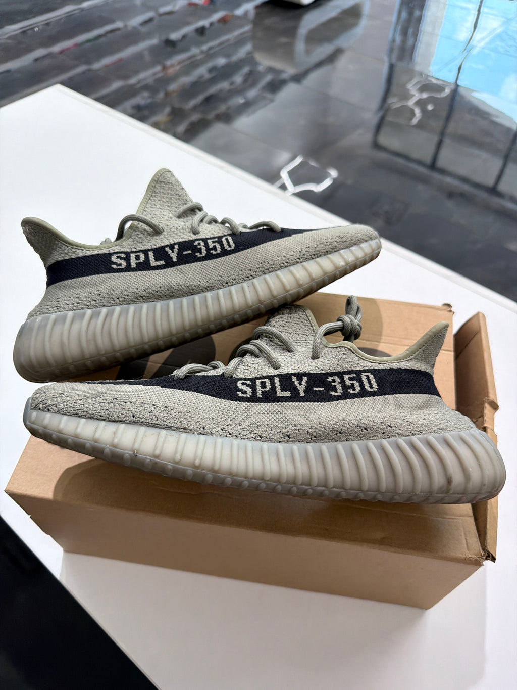 Adidas Yeezy boost 350 v2 granite