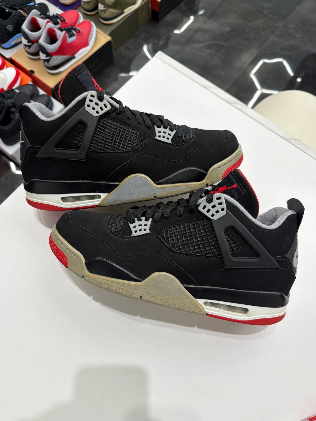Jordan 4 Retro "Bred" (2019) (NO BOX)