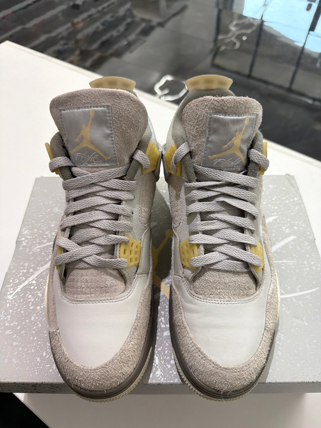 Jordan 4 Craft photon dust