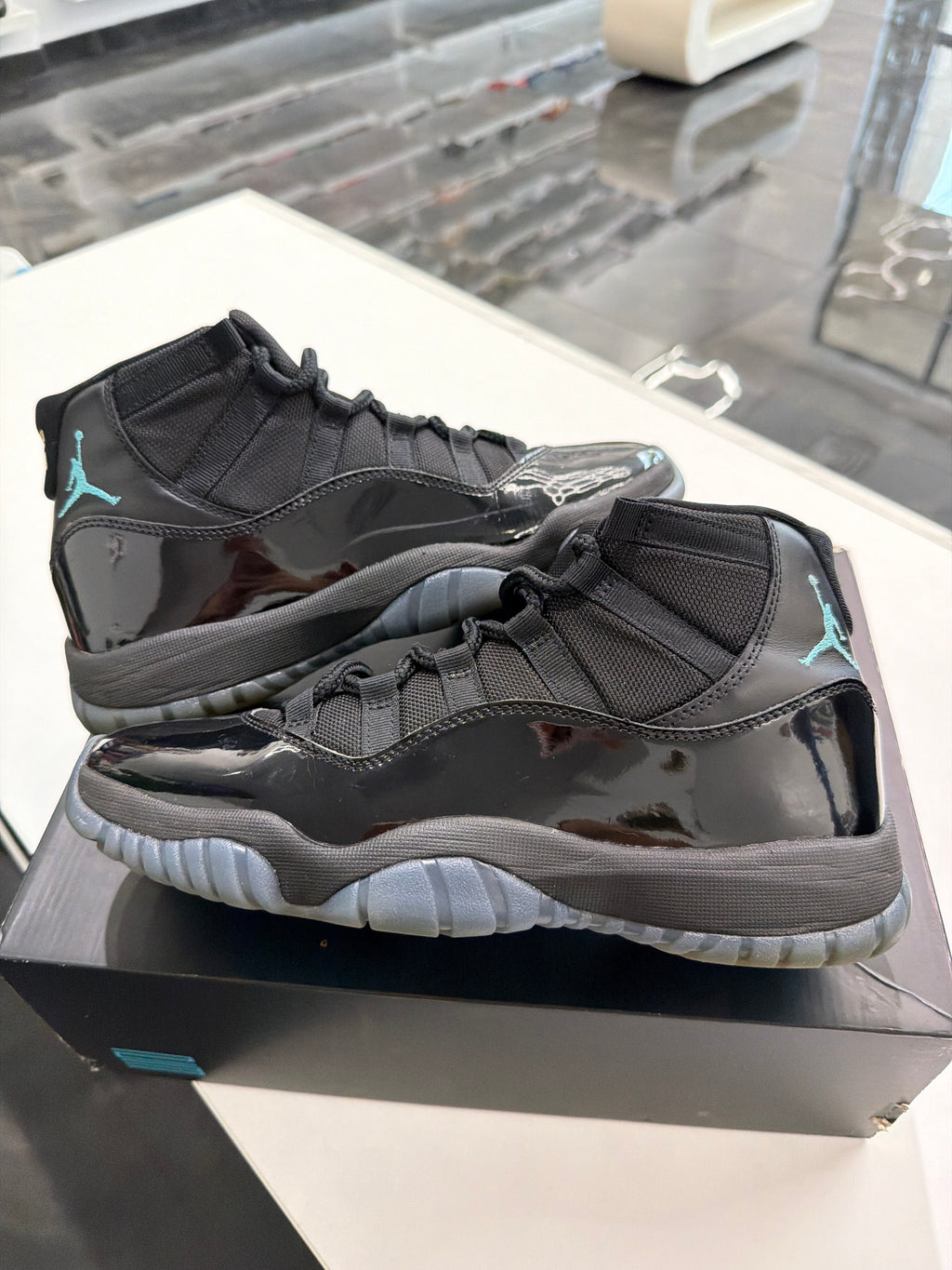 Jordan 11 gamma blue (2025)