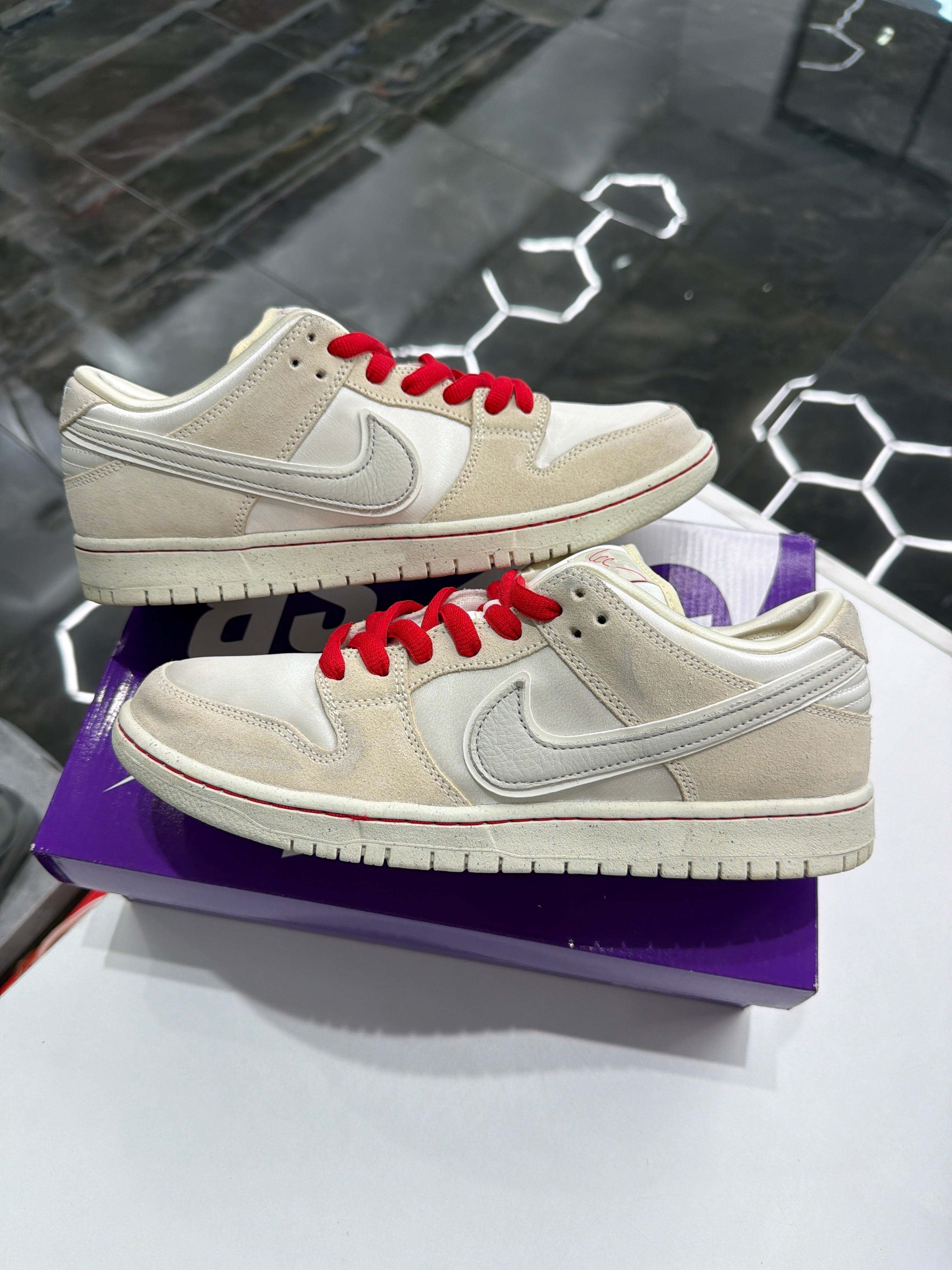 Nike SB dunk low city of love light bone