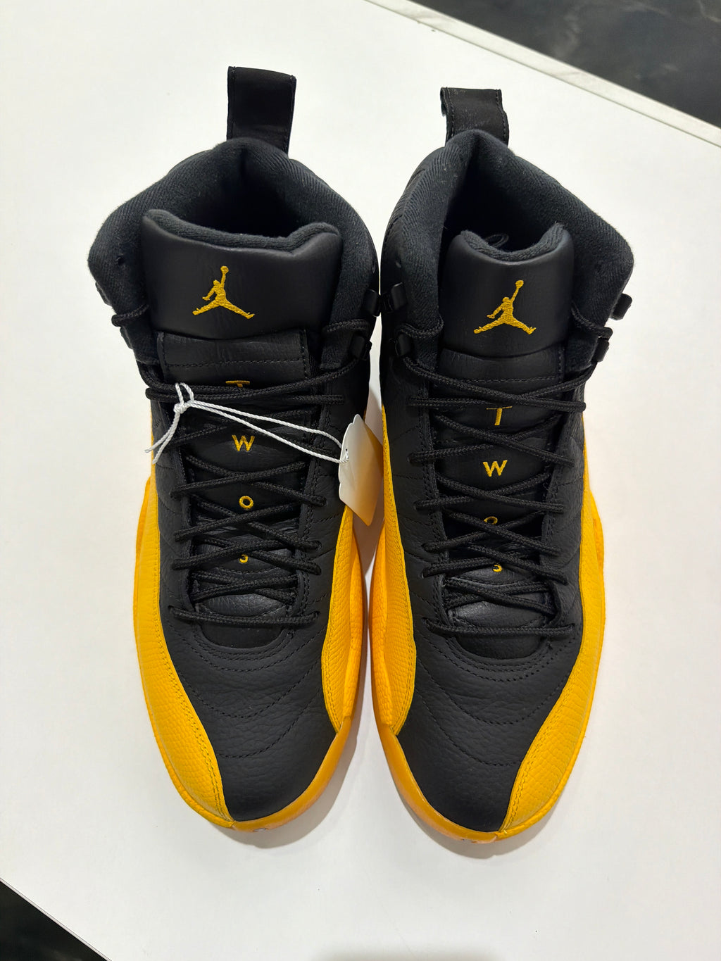 Jordan 12 Retro "University Gold" (NO BOX)