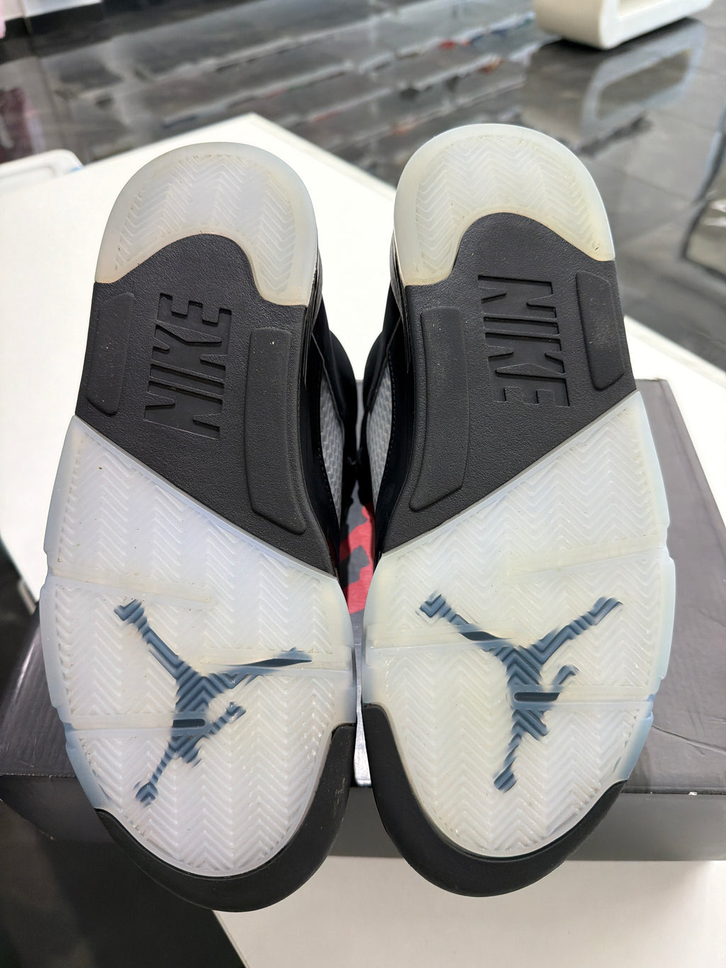 Jordan 5 black metallic reimagined