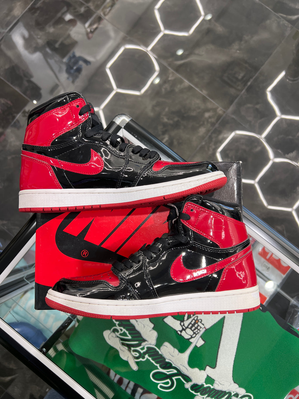 Jordan 1 Retro High OG Patent Bred