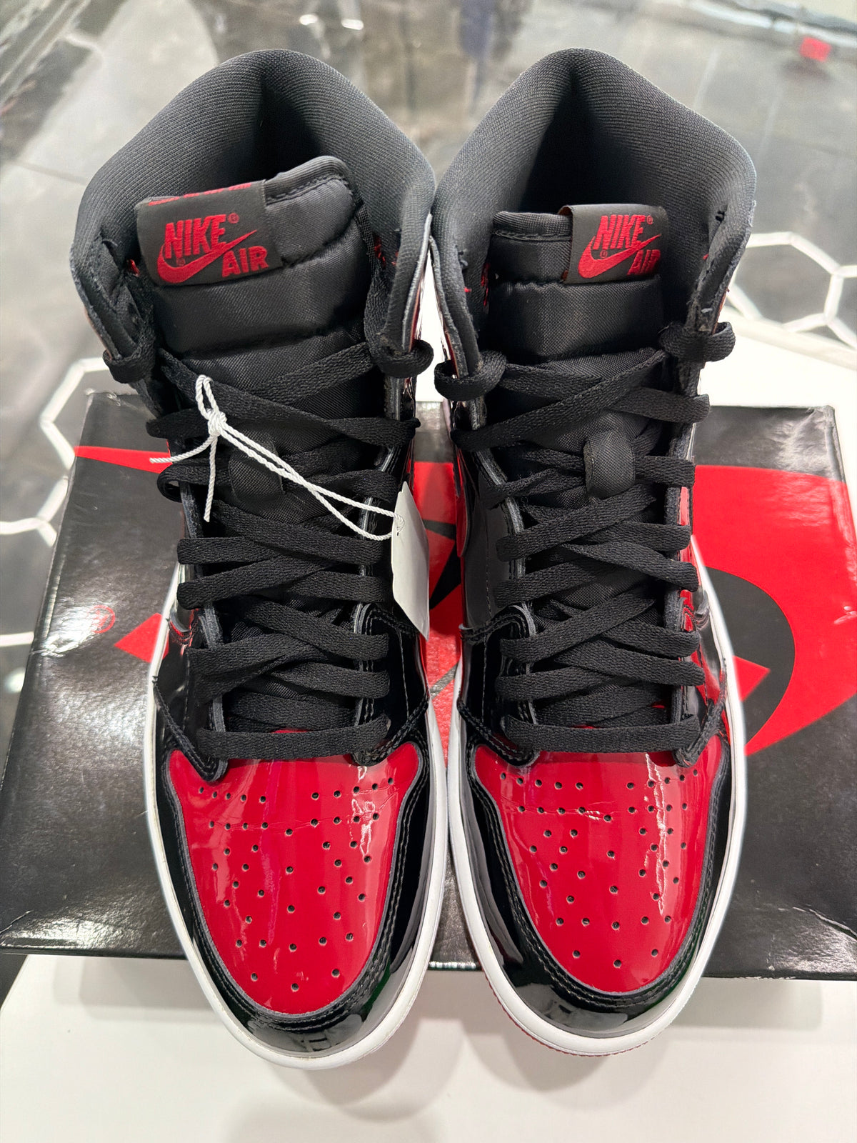 Jordan 1 Retro High OG "Patent Bred"