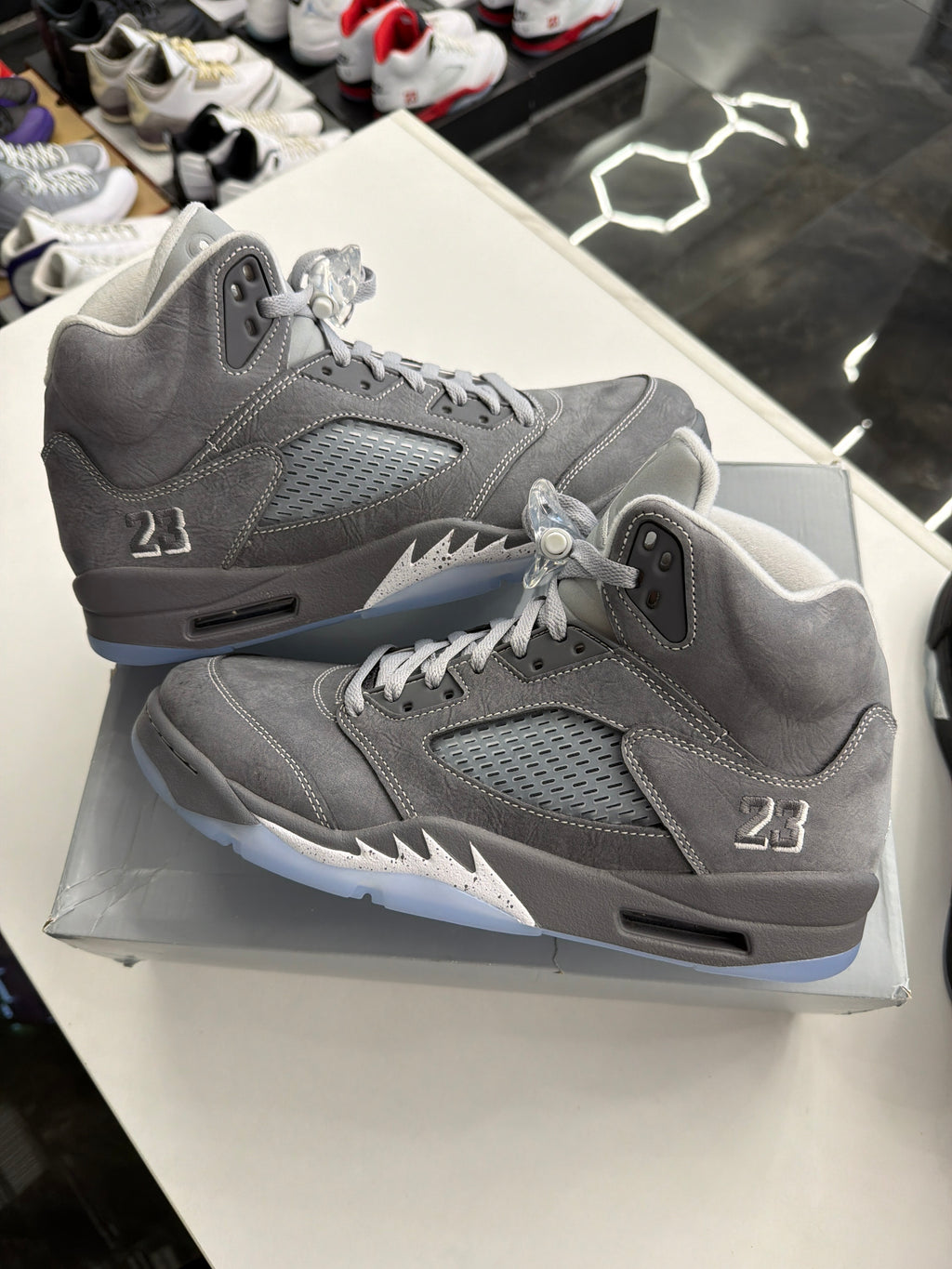 Jordan 5 Retro Wolf Grey (2026)