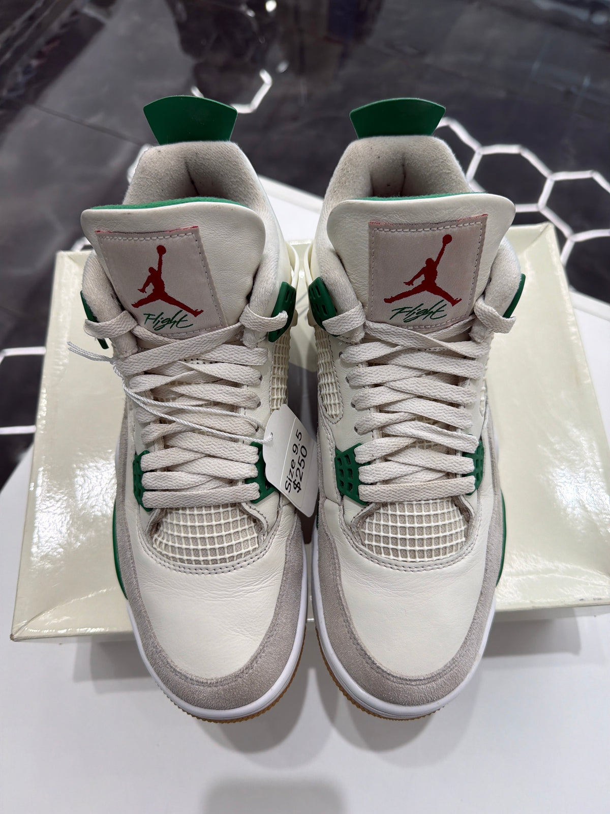 Jordan 4 Retro SB Pine Green