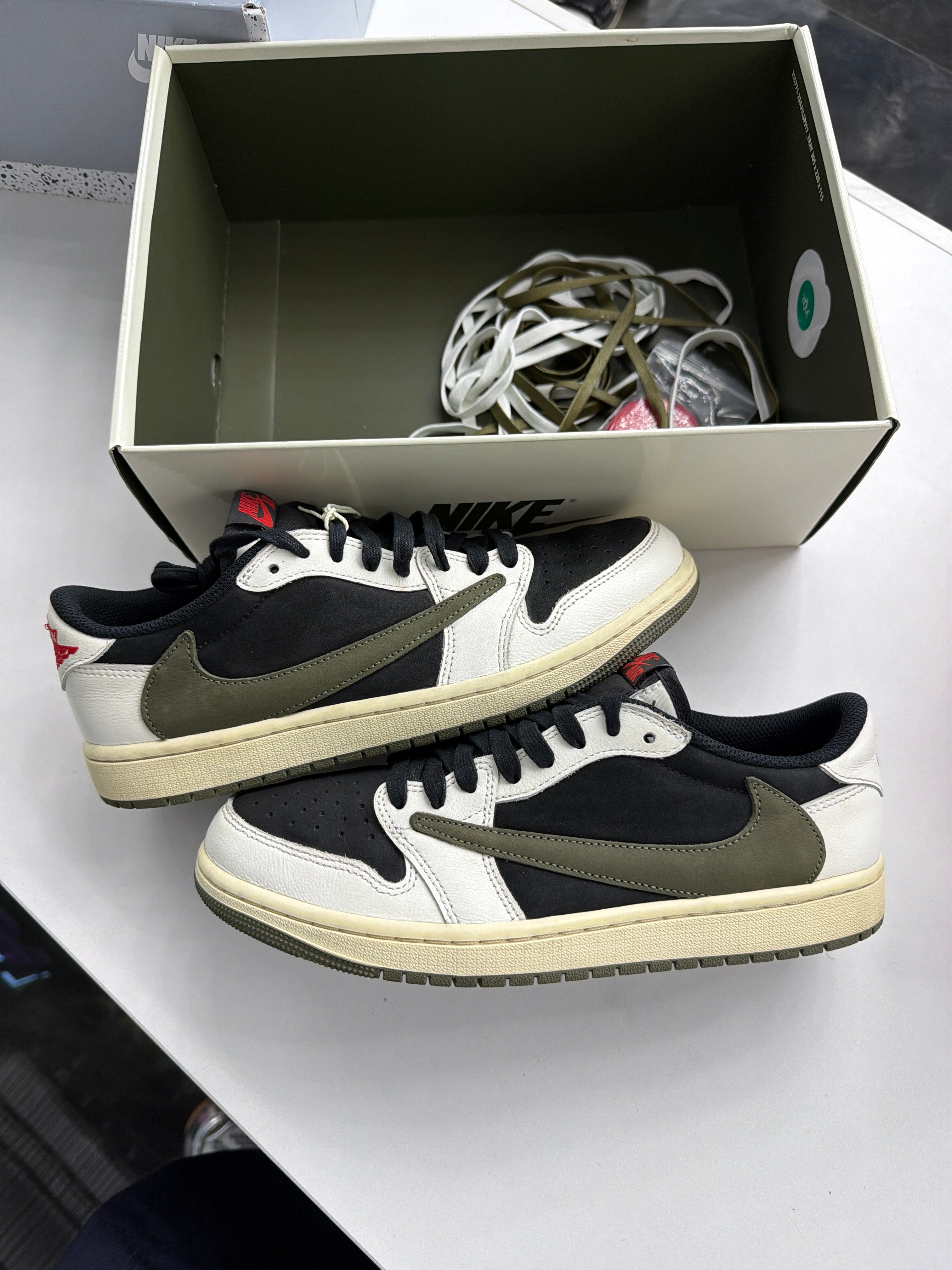 Travis Scott x Women's Air Jordan 1 Retro Low OG SP 'Olive' (NO BOX LID)