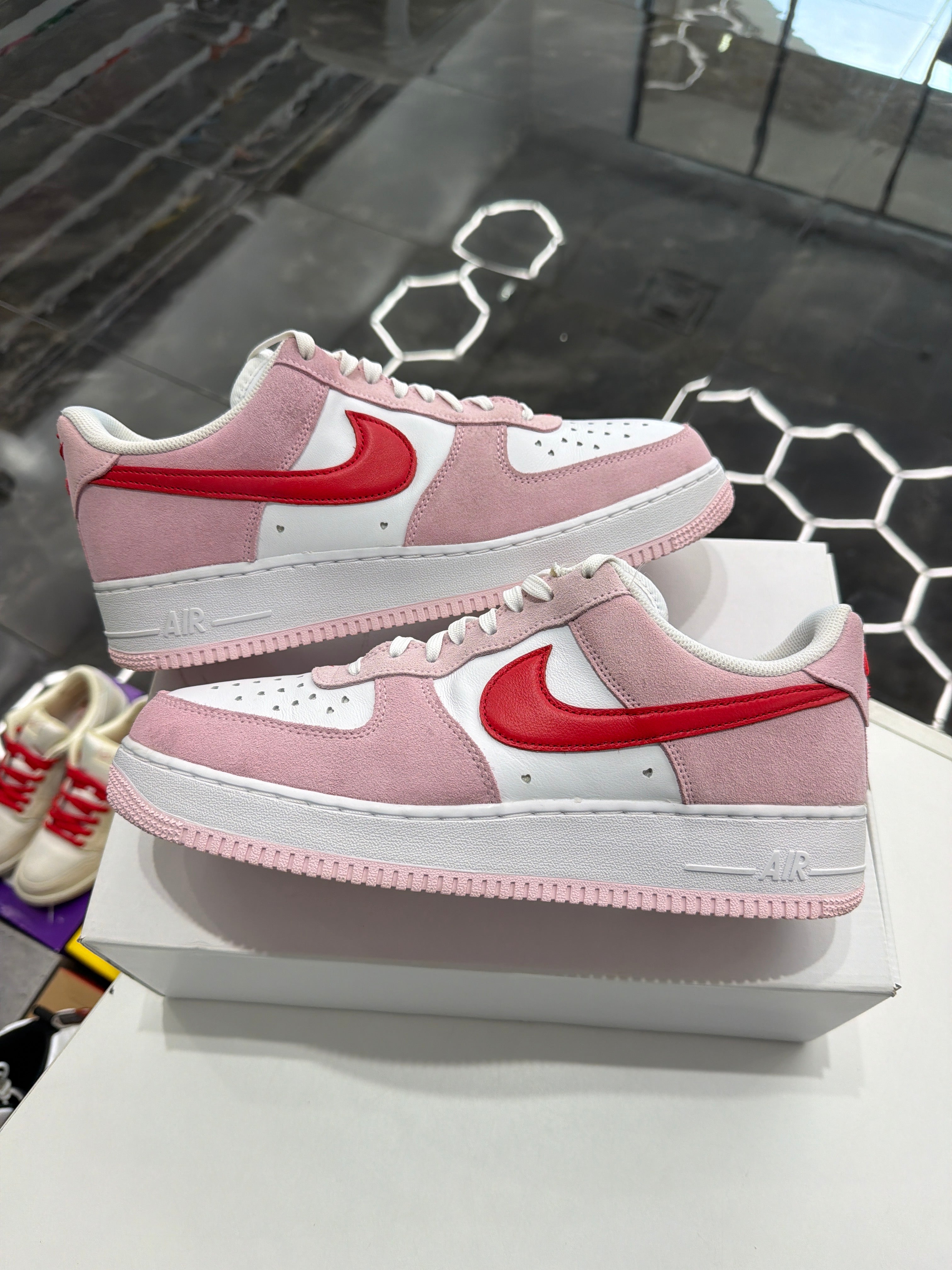 Nike Air Force 1 low 07 Valentine’s Day love letter