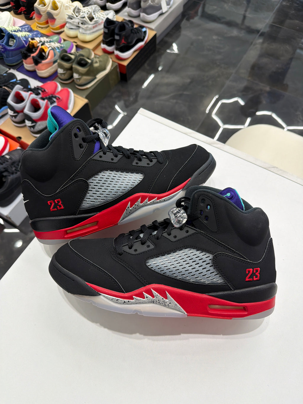 Jordan 5 Retro "Top 3" (NO BOX)