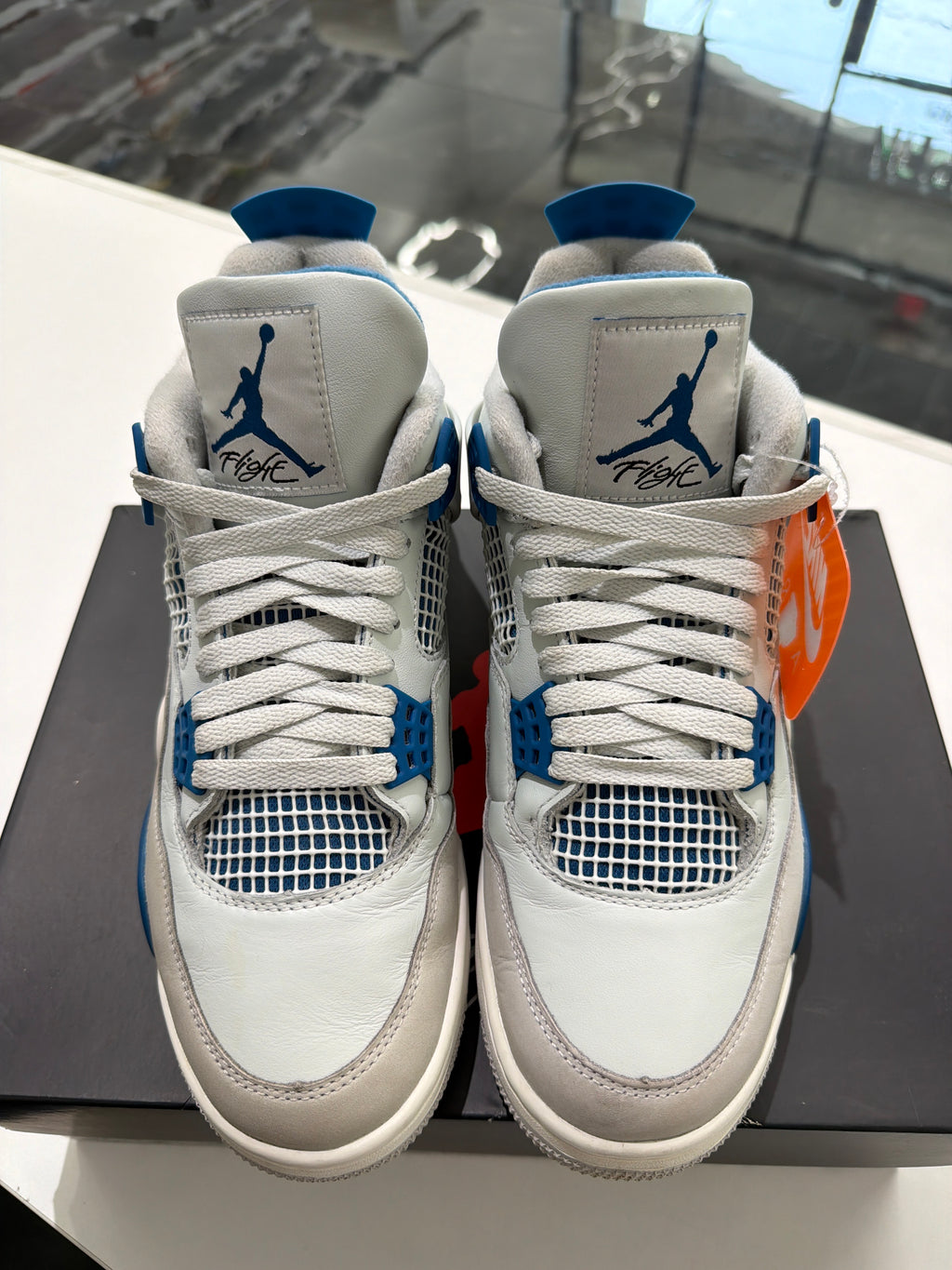 Jordan 4 military blue (2024)