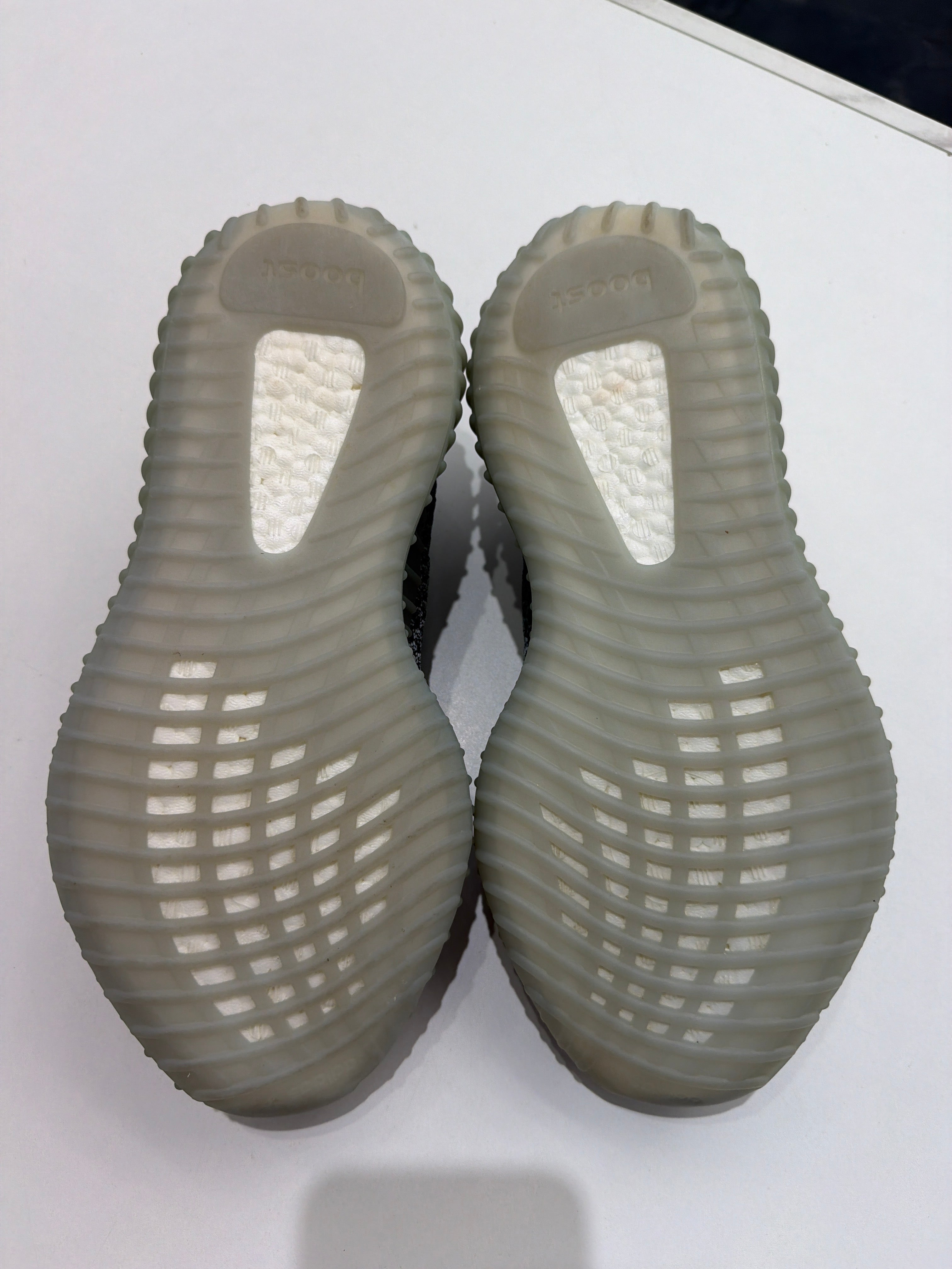 Adidas Yeezy Boost 350 V2 "Ash Blue" (NO BOX)