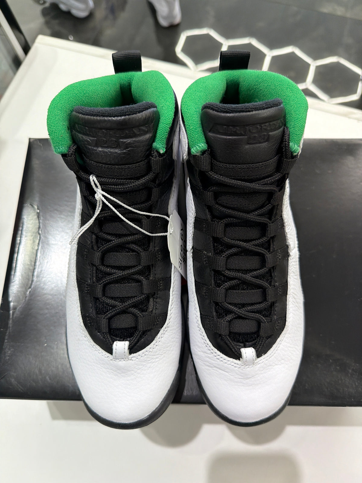 Jordan 10 Retro 'Seattle'