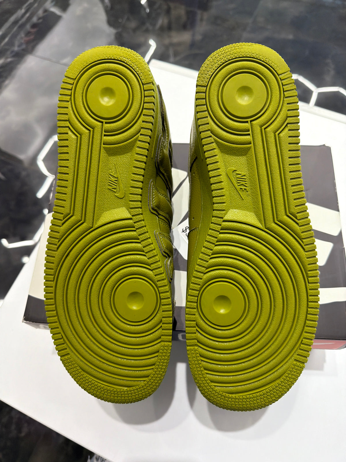 Nike Air Force 1 Low Cactus Plant Flea Market "Moss"