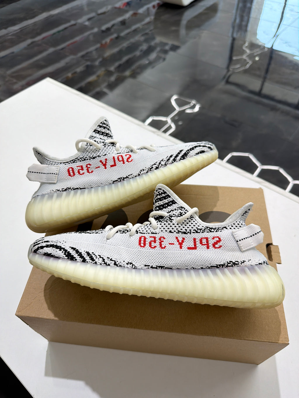 Yeezy 350 zebra
