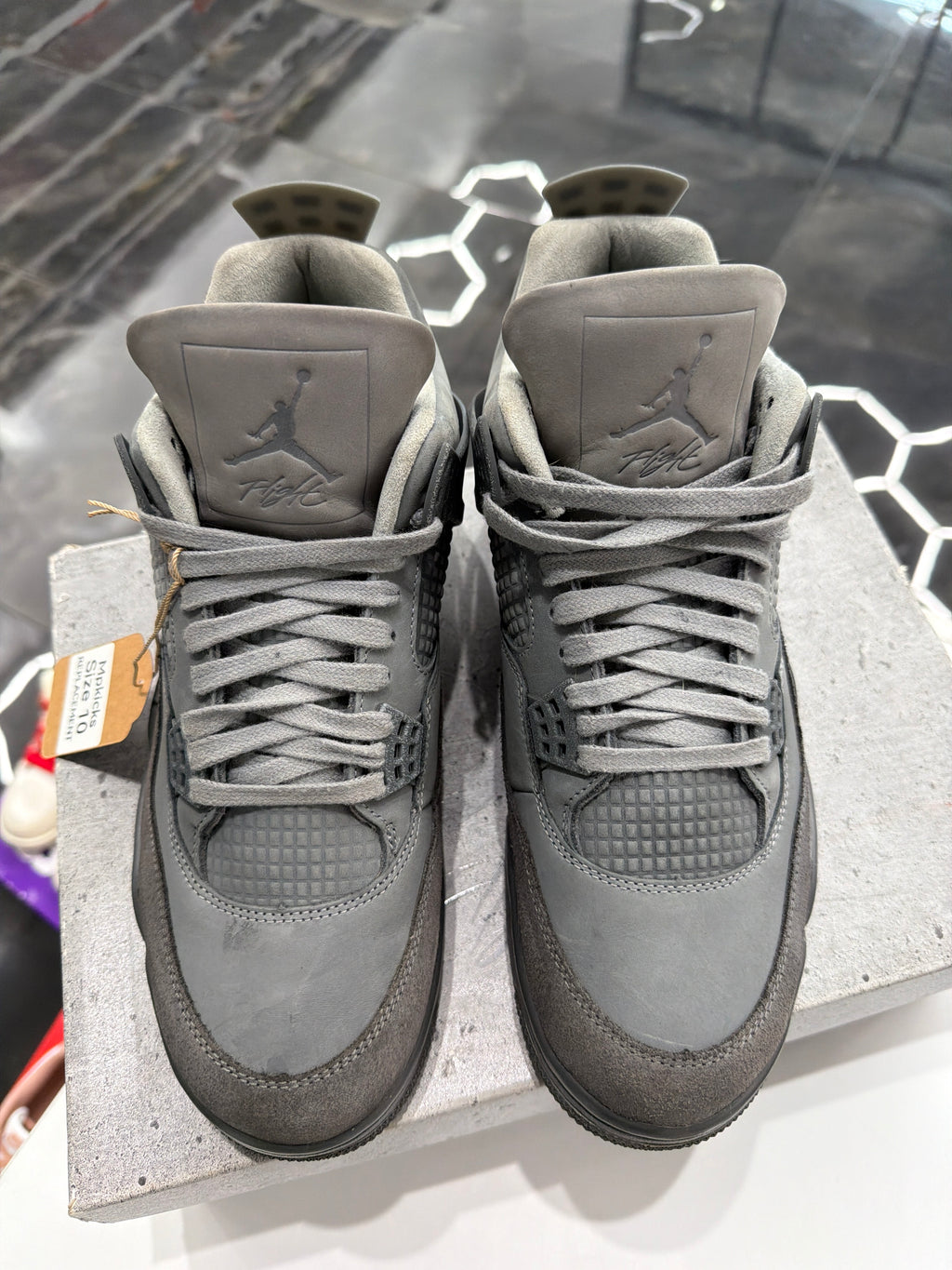 Jordan 4 wet cement (BOX HAS NO LABEL)