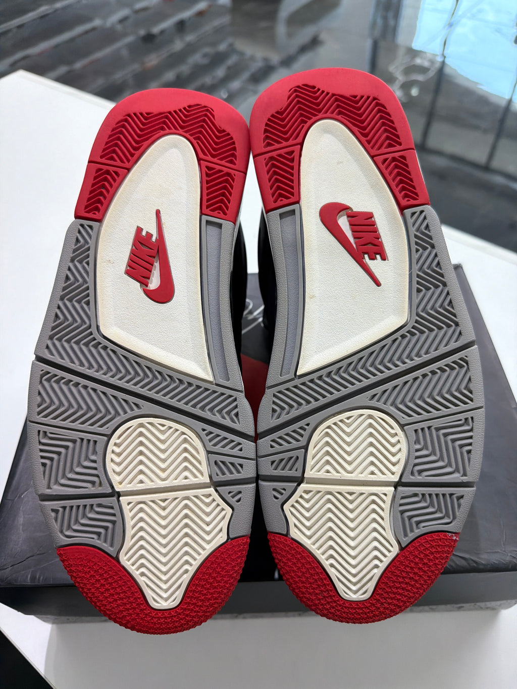 Jordan 4 bred