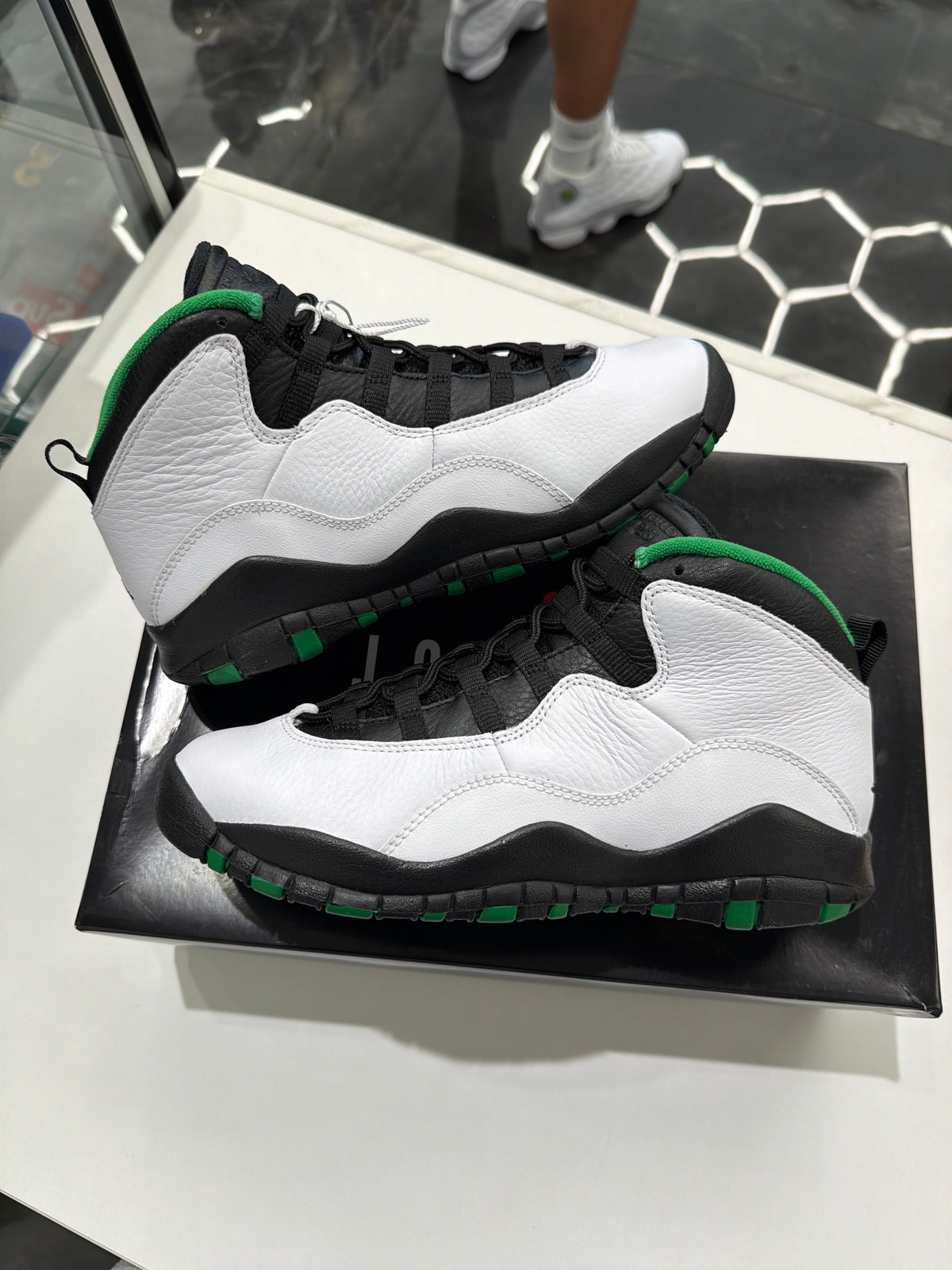 Jordan 10 Retro 'Seattle'