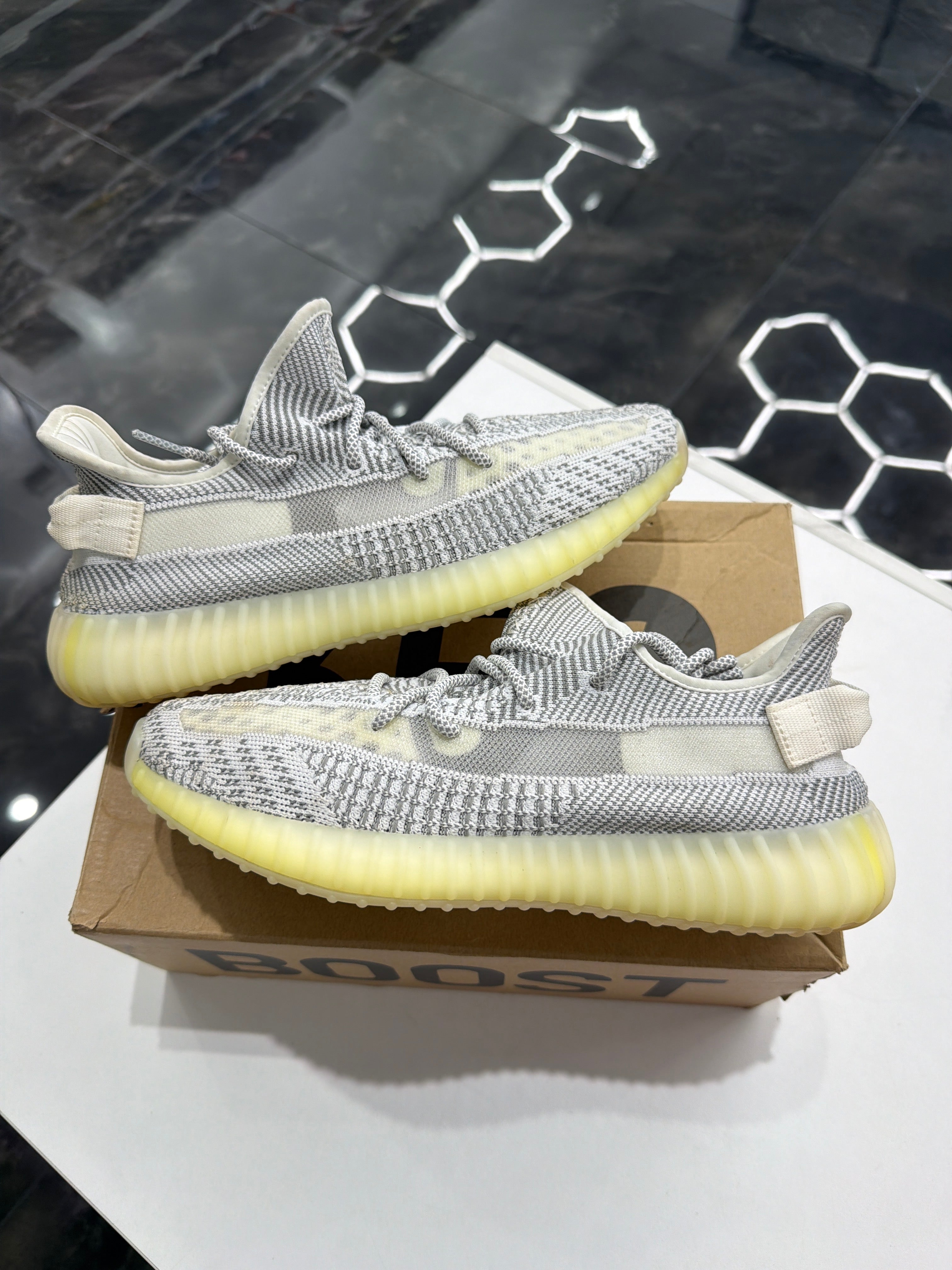 Adidas Yeezy Boost 350 V2 Yeshaya