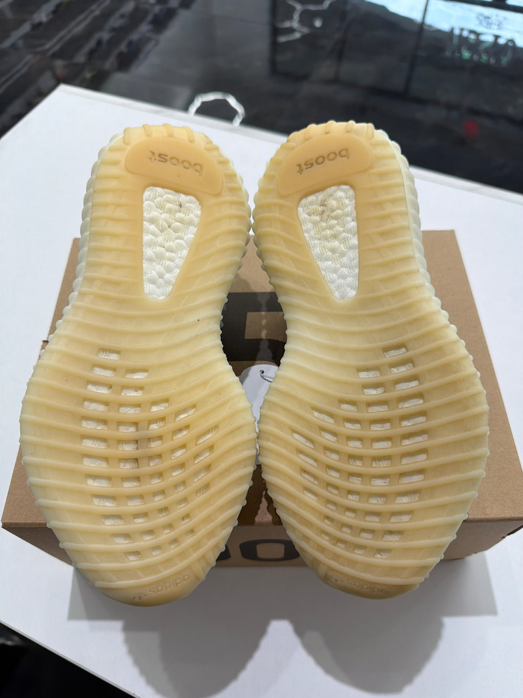 Adidas Yeezy Boost 350 V2 Zebra