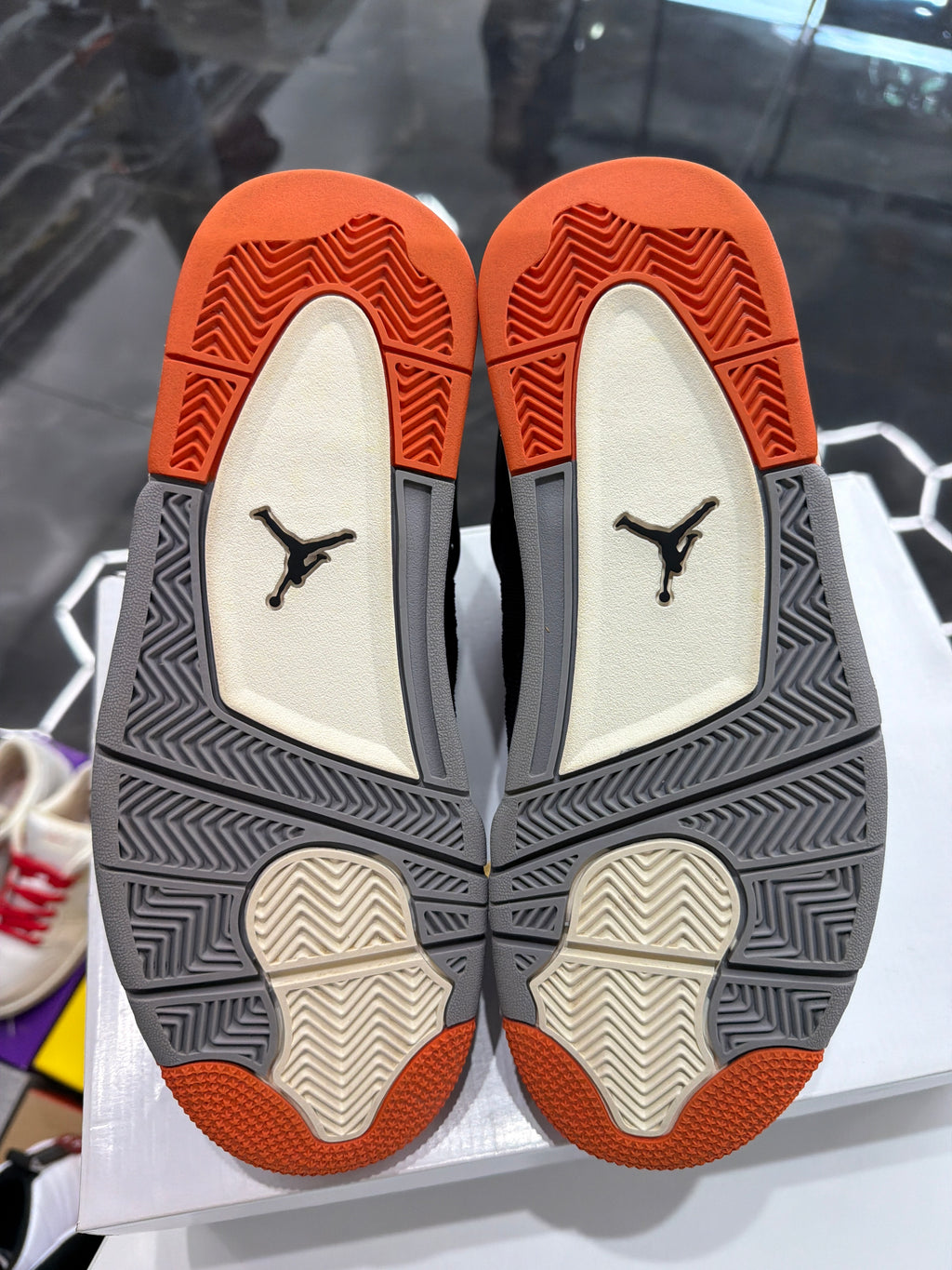 Jordan 4 starfish (women’s)