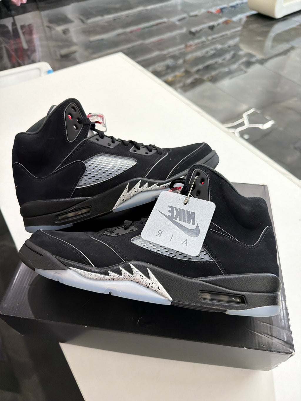 Jordan 5 black metallic reimagined