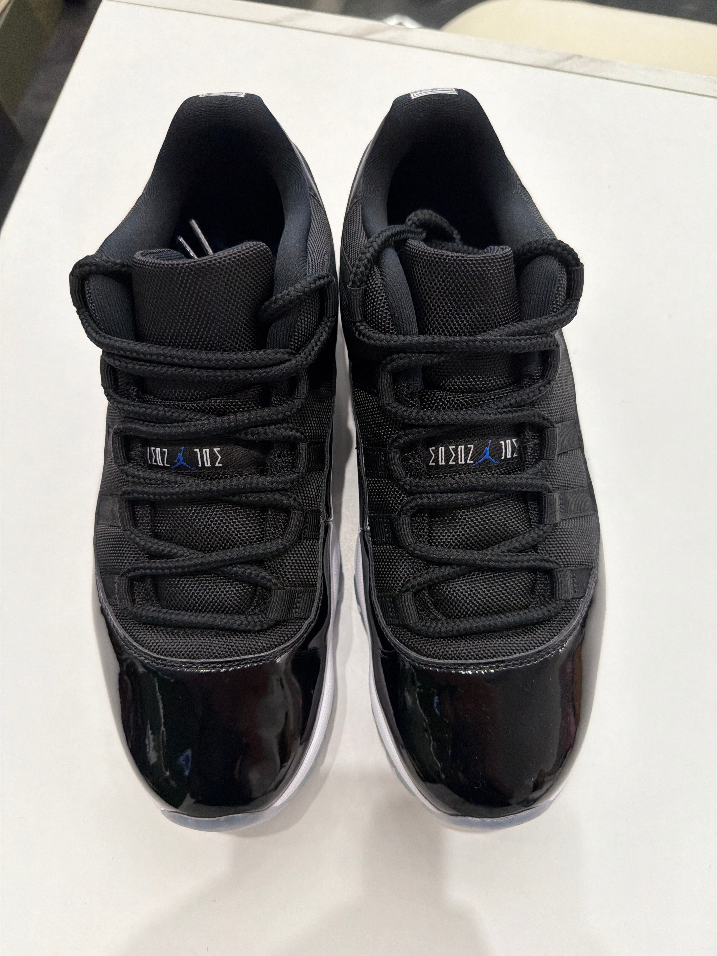 Jordan 11 Retro Low "Space Jam" (NO BOX)
