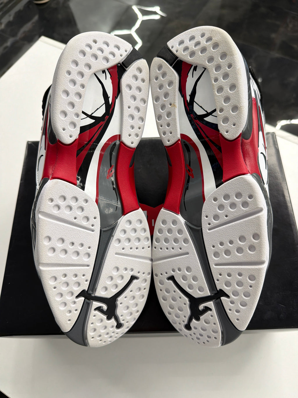 Jordan 8 Retro "Bugs Bunny"