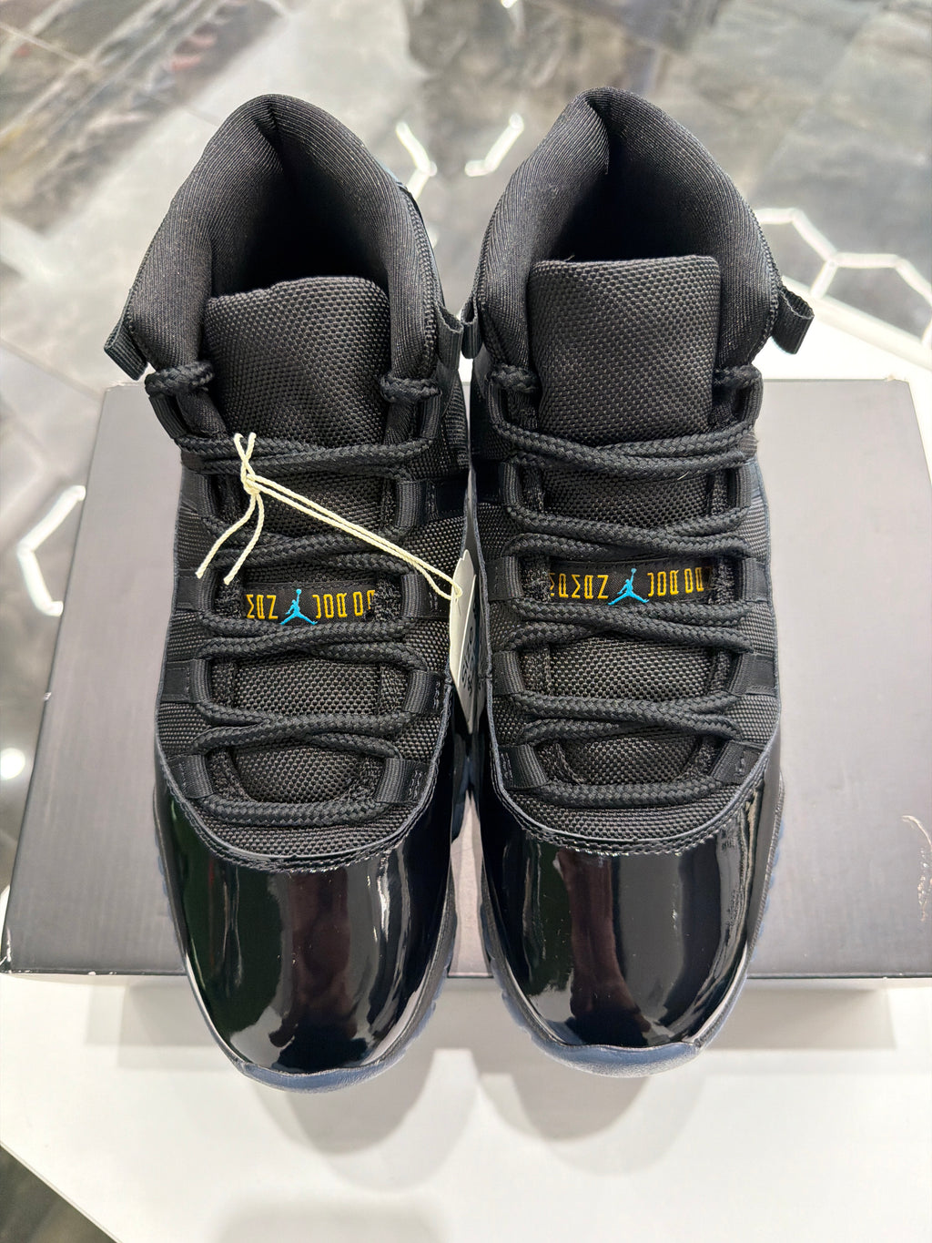 Jordan 11 gamma blue (2025)