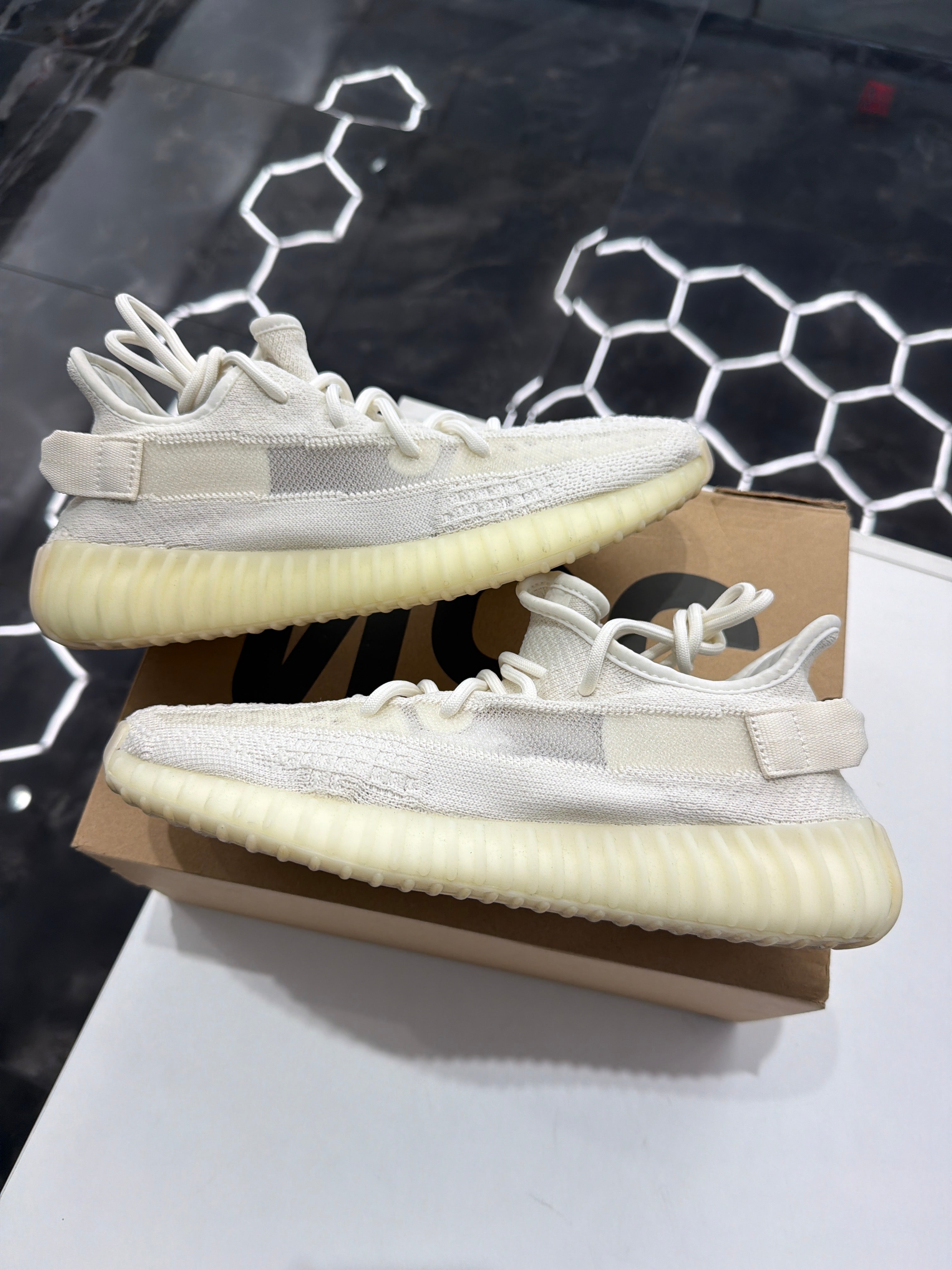 Adidas Yeezy Boost 350 V2 'Bone'