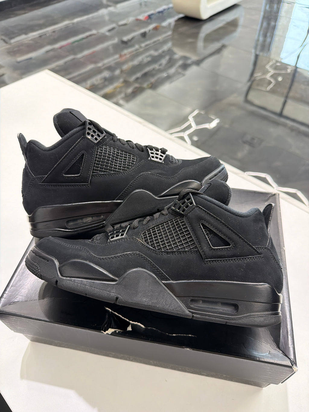 Jordan 4 black cat (2020)