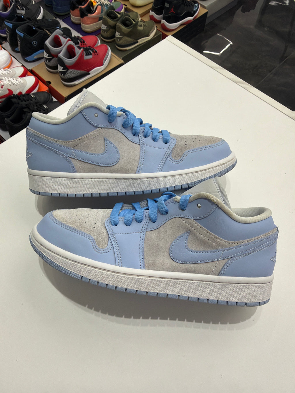 Jordan 1 Low 'Aluminum' (NO BOX)