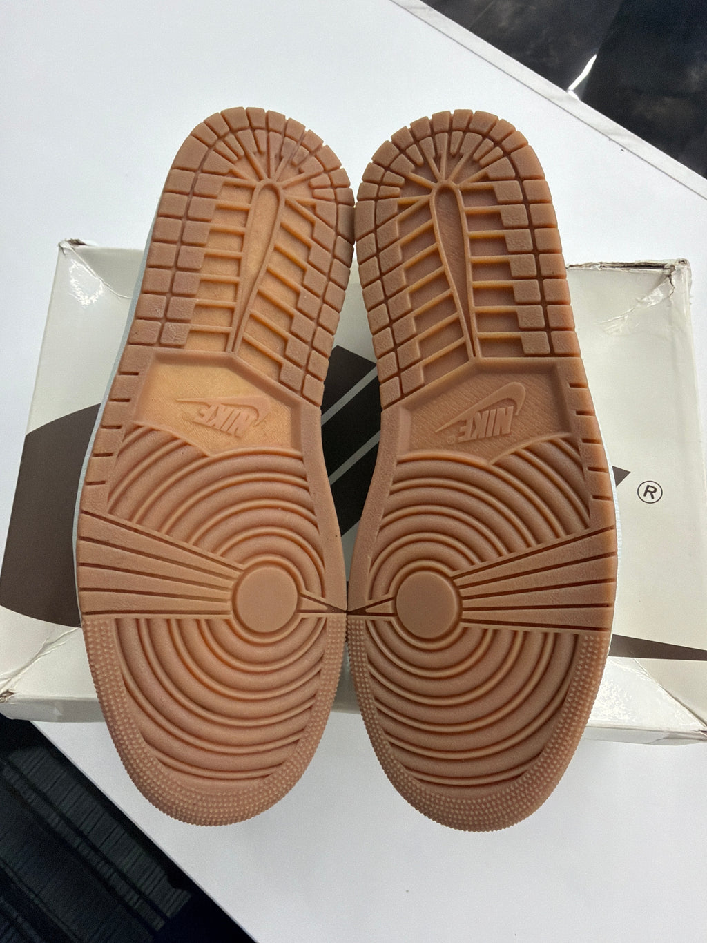 Travis Scott x Wmns Air Jordan 1 Retro Low OG SP 'Canary'