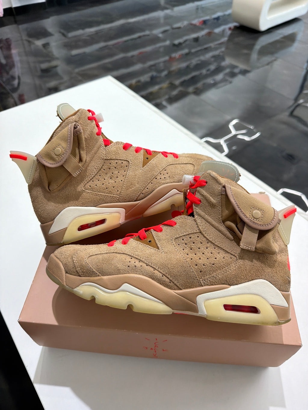 Jordan 6 Travis Scott British khaki