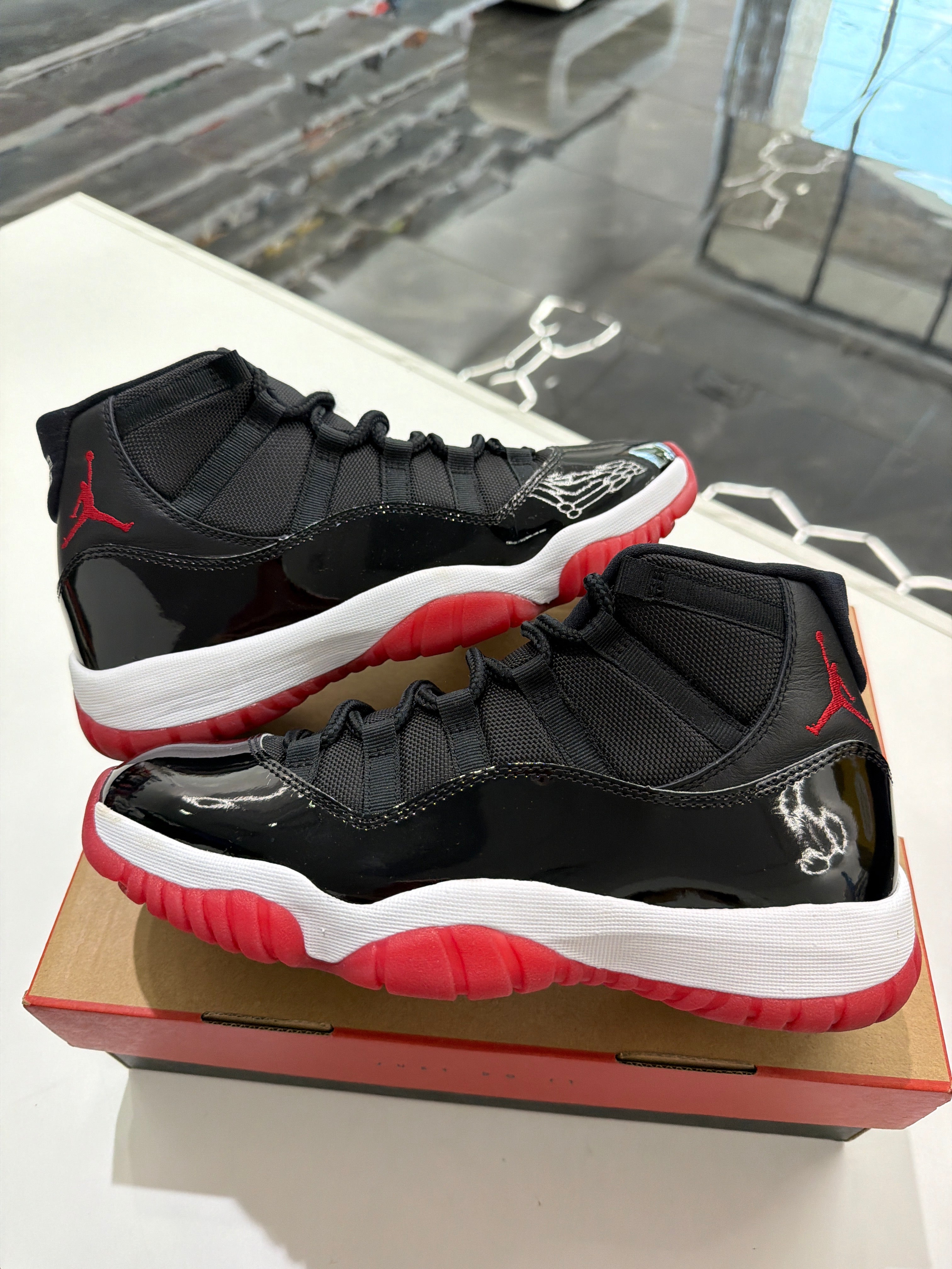 Jordan 11 playoff bred