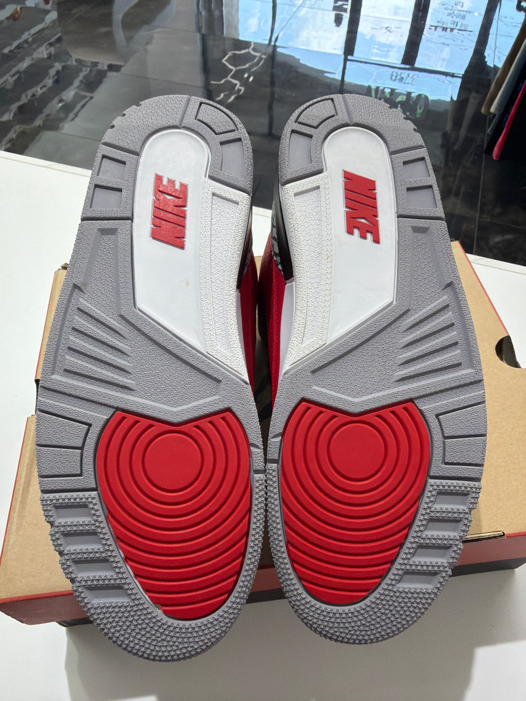Jordan 3 Retro SE Unite (REPLACEMENT BOX)