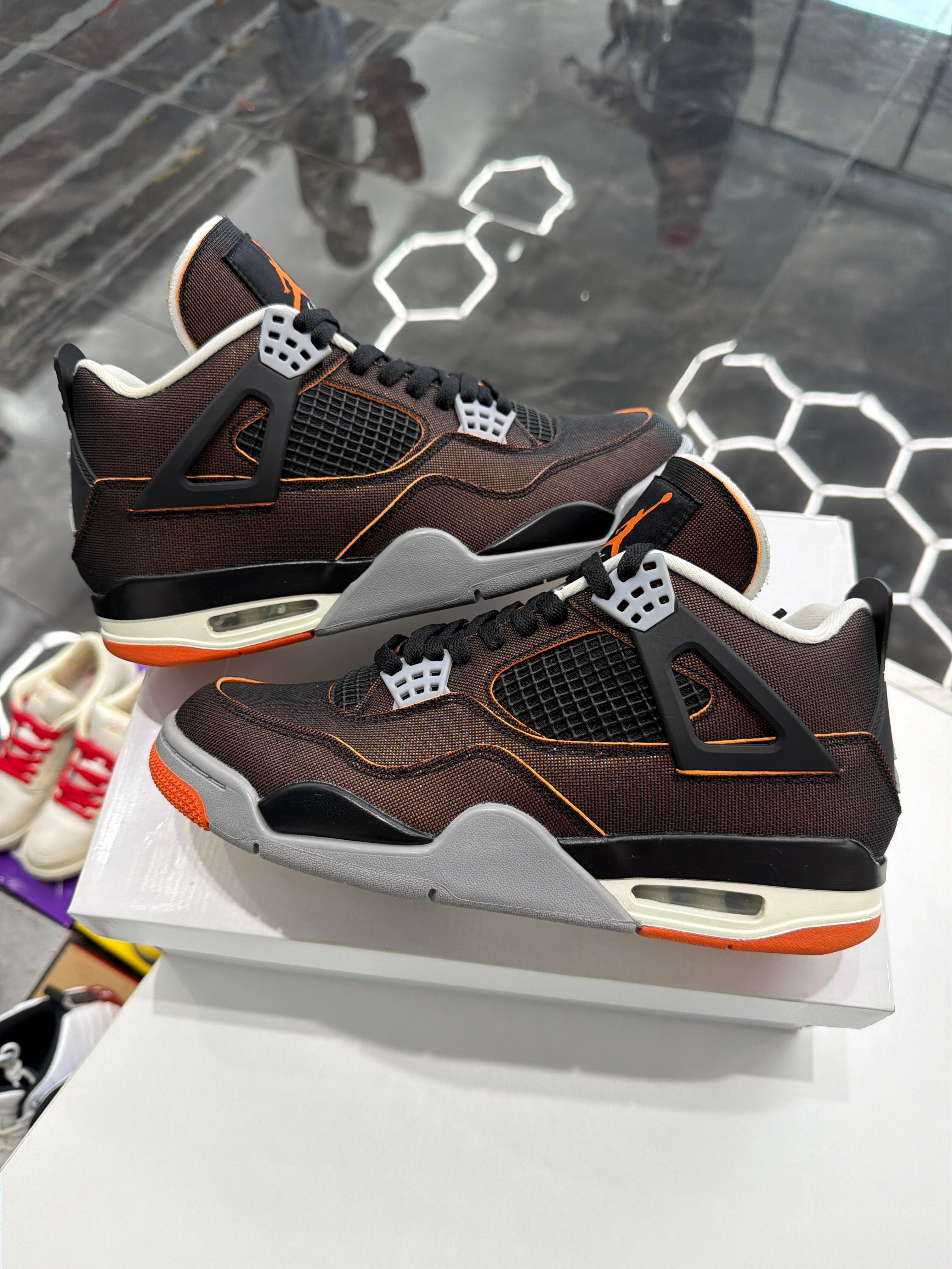 Jordan 4 starfish (women’s)