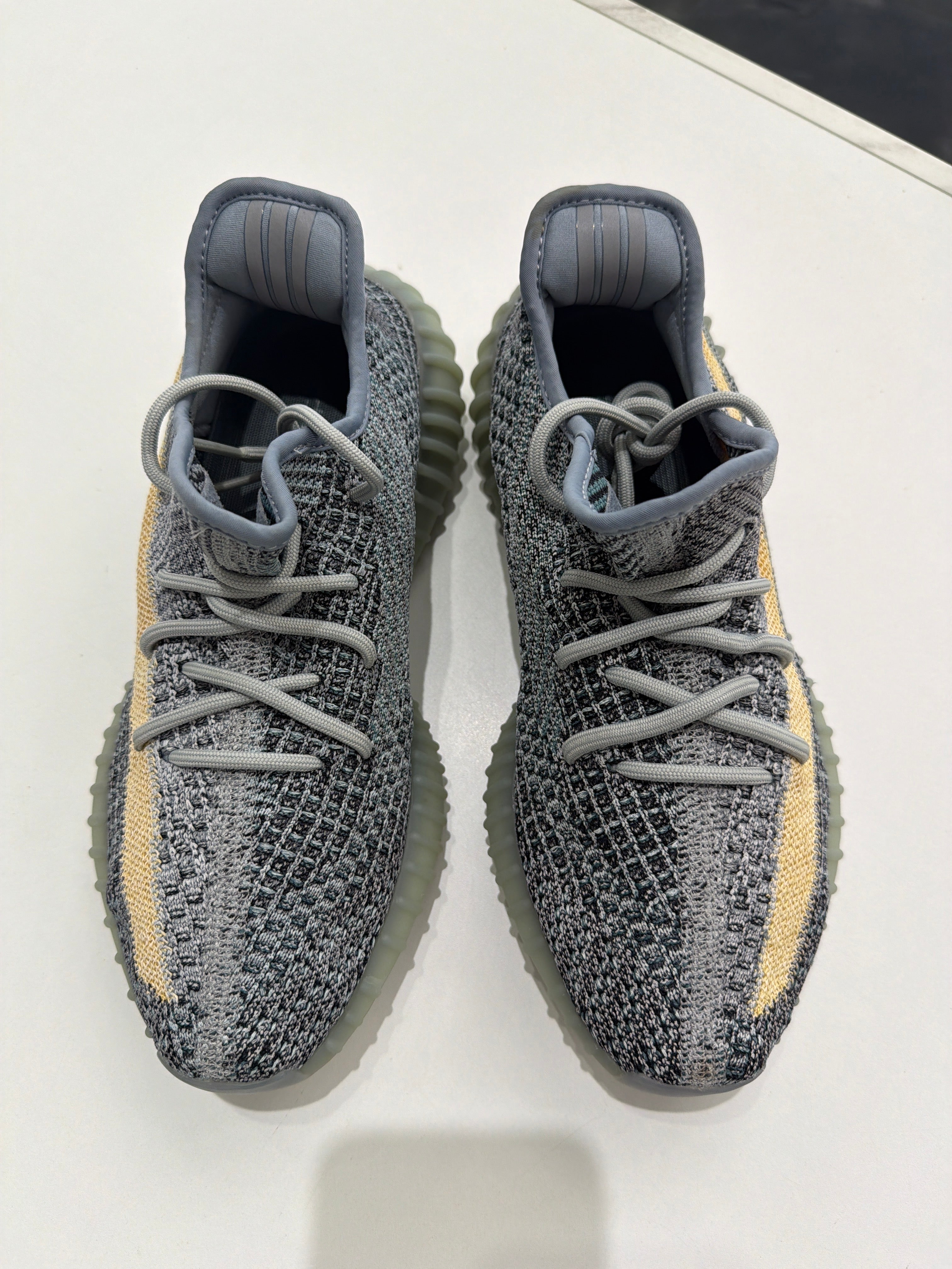 Adidas Yeezy Boost 350 V2 "Ash Blue" (NO BOX)